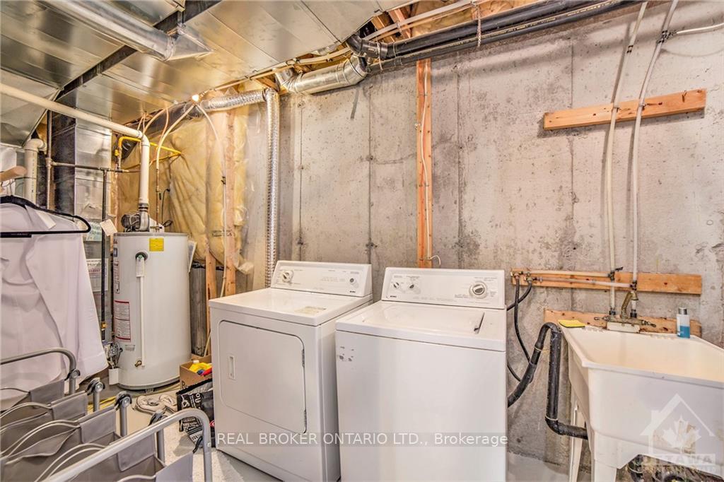 Photo 22 of 222 Meadowbreeze Drive, Ottawa, Kanata - Emerald Meadows/Trailwest — HOMEH