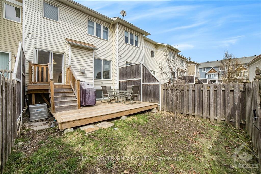 Photo 25 of 222 Meadowbreeze Drive, Ottawa, Kanata - Emerald Meadows/Trailwest — HOMEH