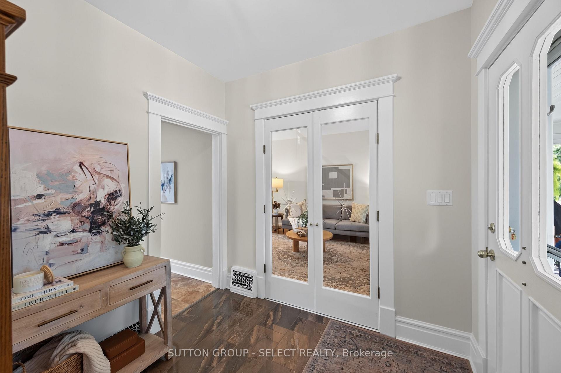 Photo 6 of 345 Tecumseh Avenue E, London, South F — HOMEH