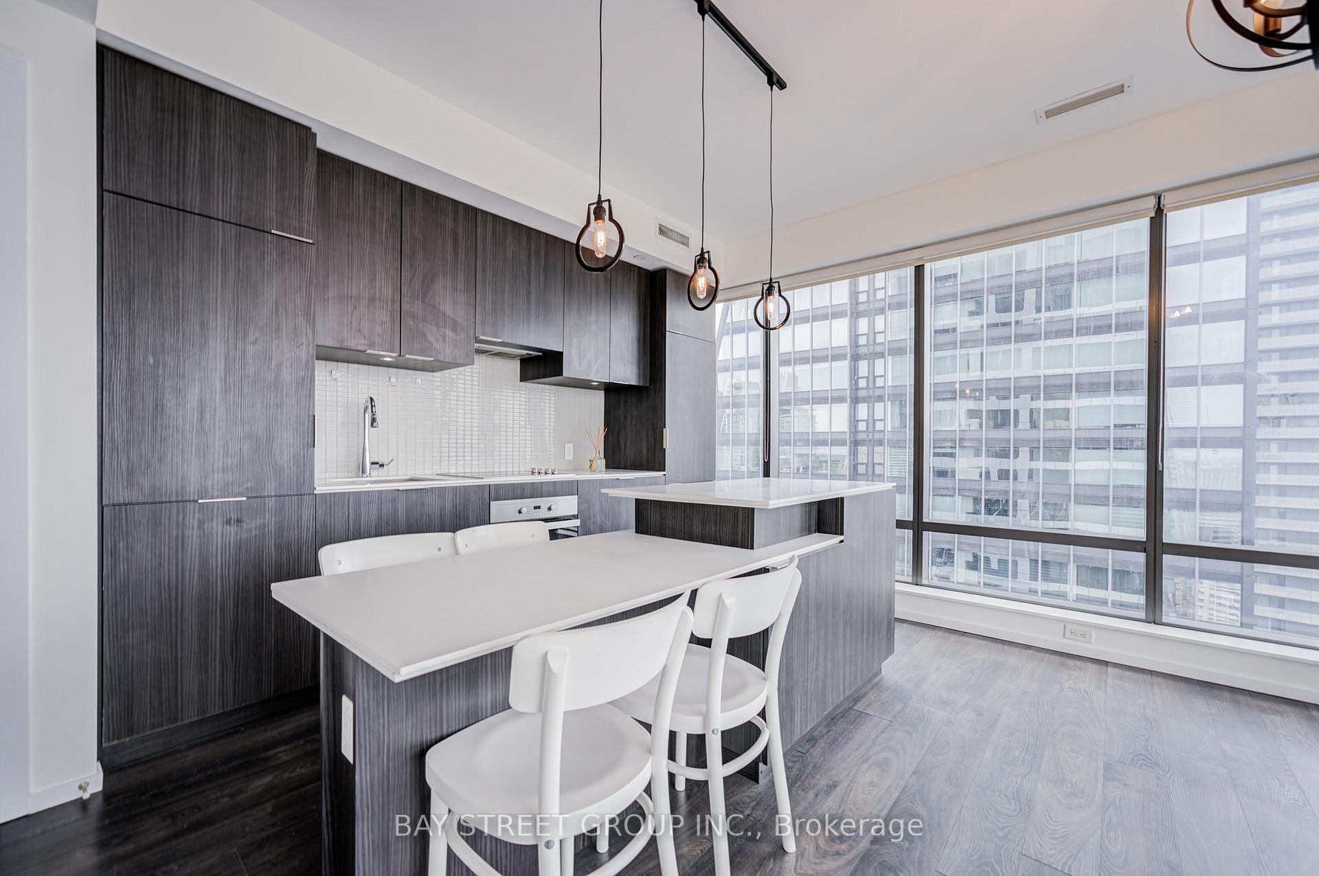 Photo 5 of Unit 3905, 5 St. Joseph Street, Toronto, Bay Street Corridor — HOMEH