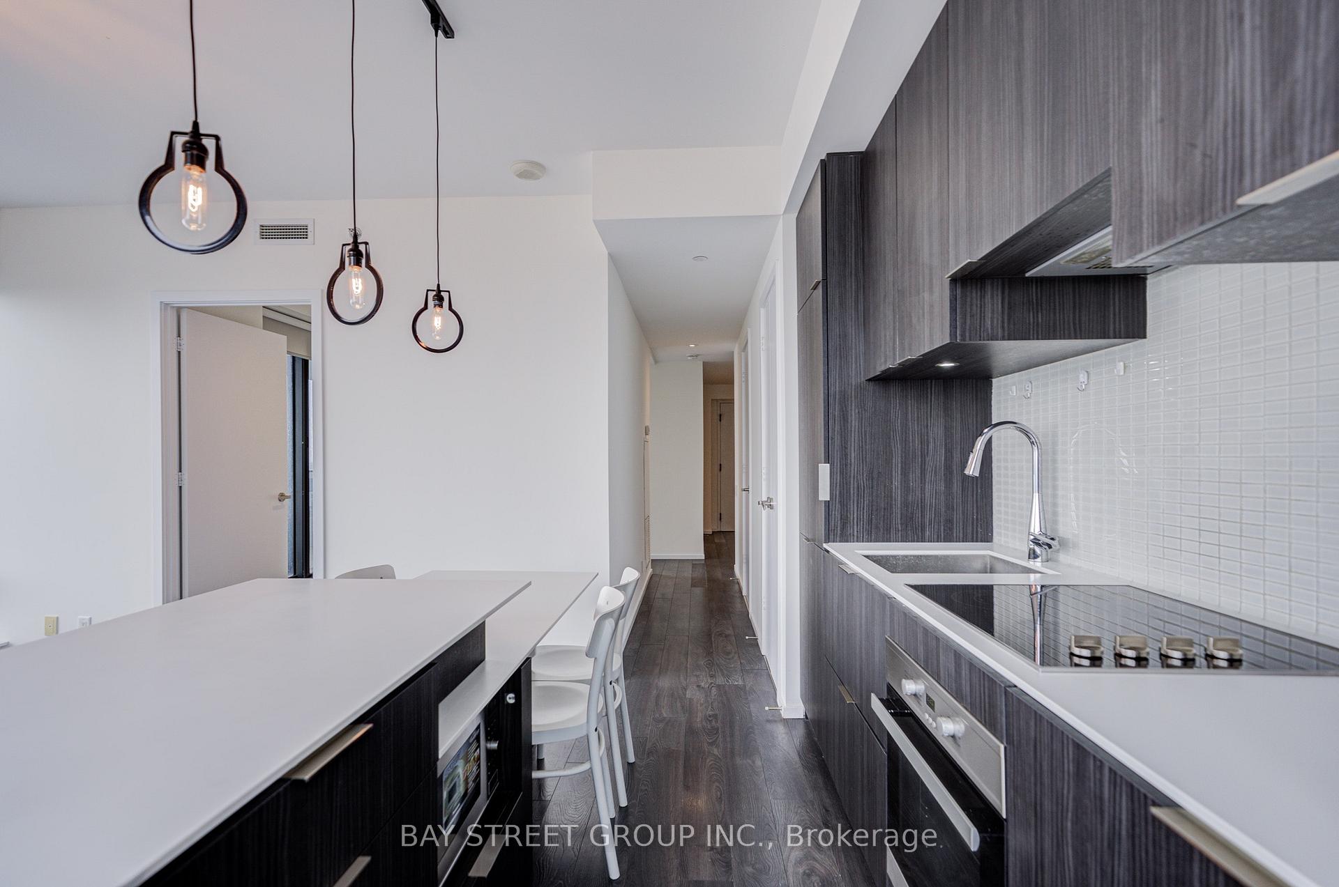 Photo 8 of Unit 3905, 5 St. Joseph Street, Toronto, Bay Street Corridor — HOMEH