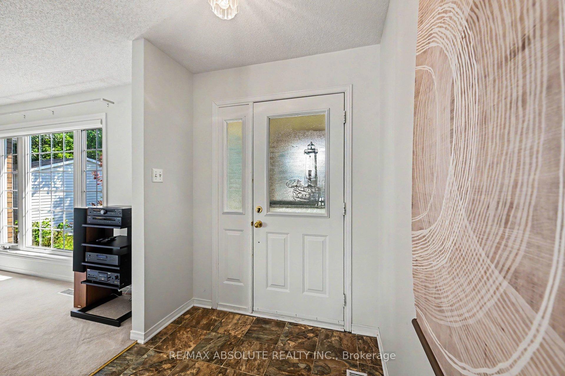 Photo 3 of 1 River Ridge Crescent, Arnprior, Arnprior — HOMEH