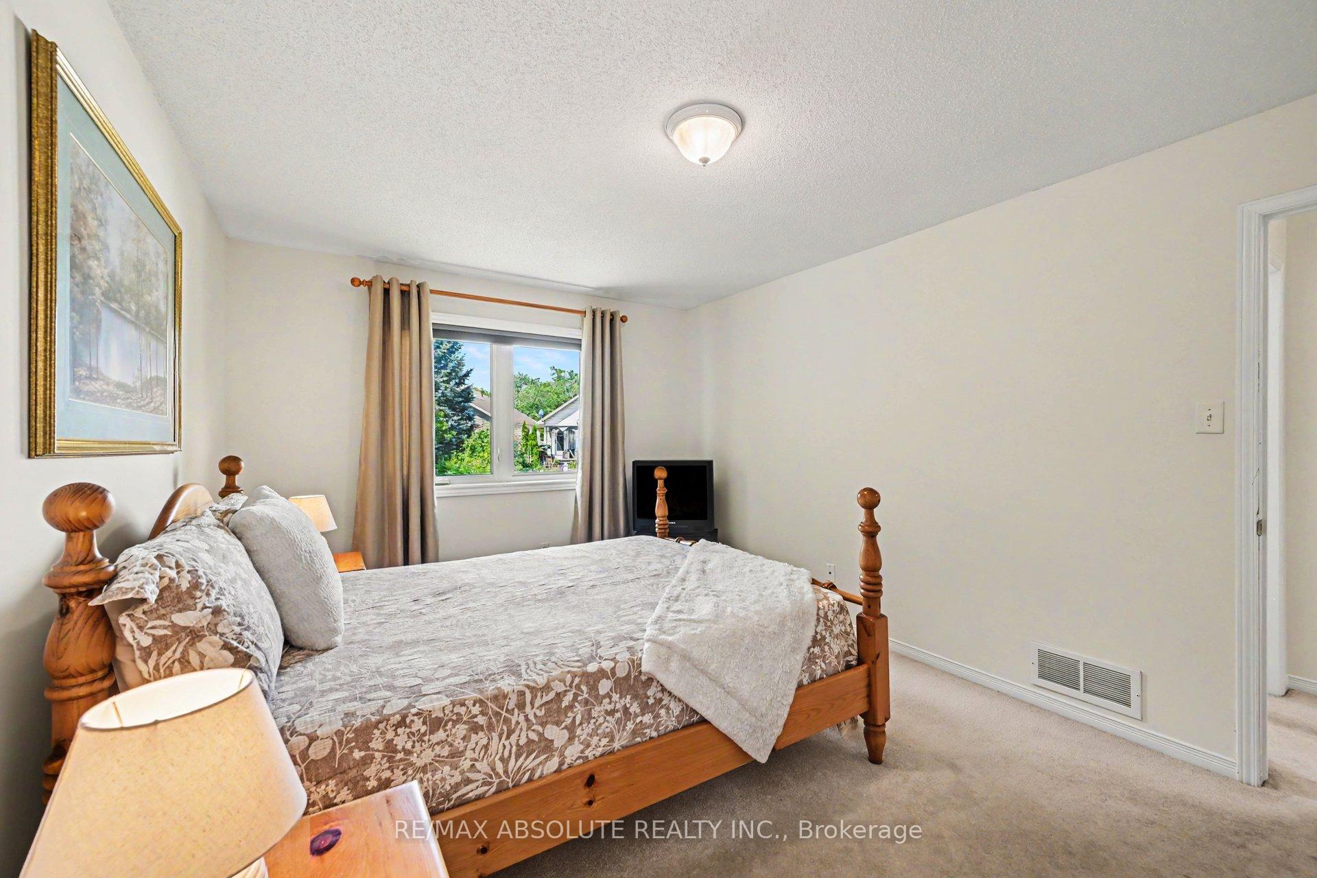 Photo 33 of 1 River Ridge Crescent, Arnprior, Arnprior — HOMEH