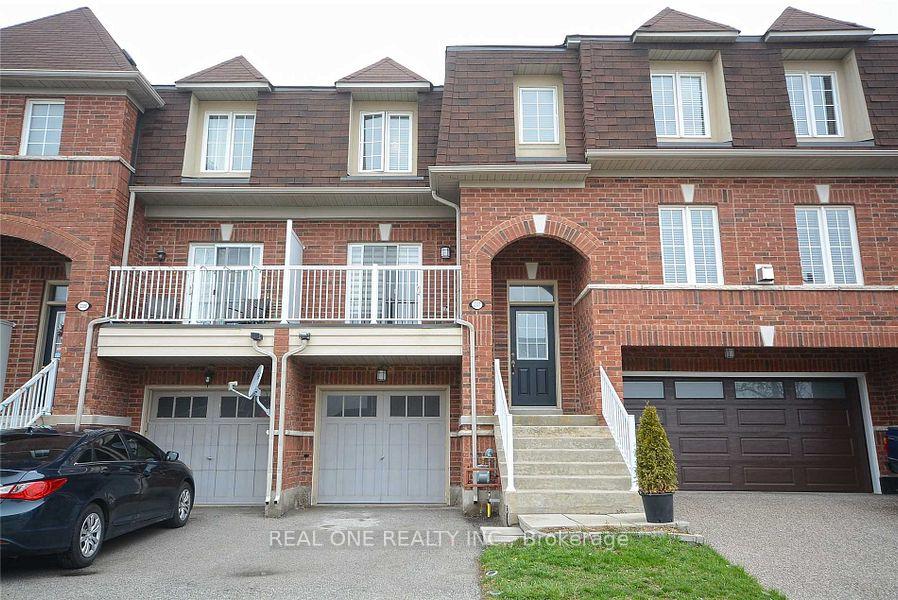 Front of 2307 Saddlecreek Crescent