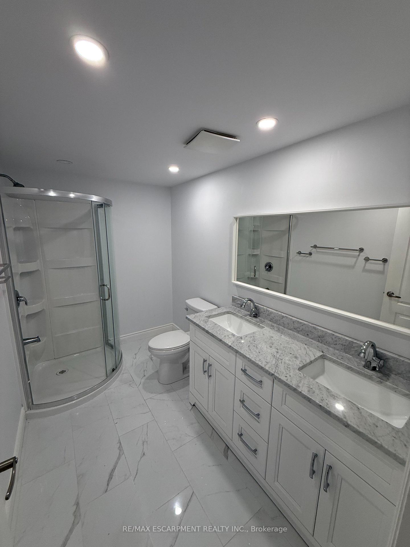 Photo 16 of Unit LOWER, 27 Deerfield Lane, Hamilton, Ancaster — HOMEH
