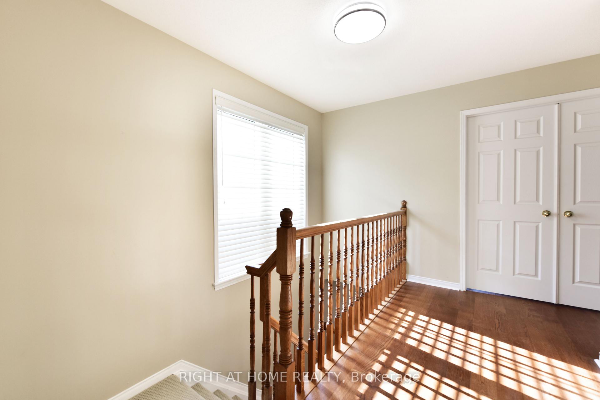 Photo 18 of 118 Braddock Private, Ottawa, Barrhaven - Stonebridge — HOMEH