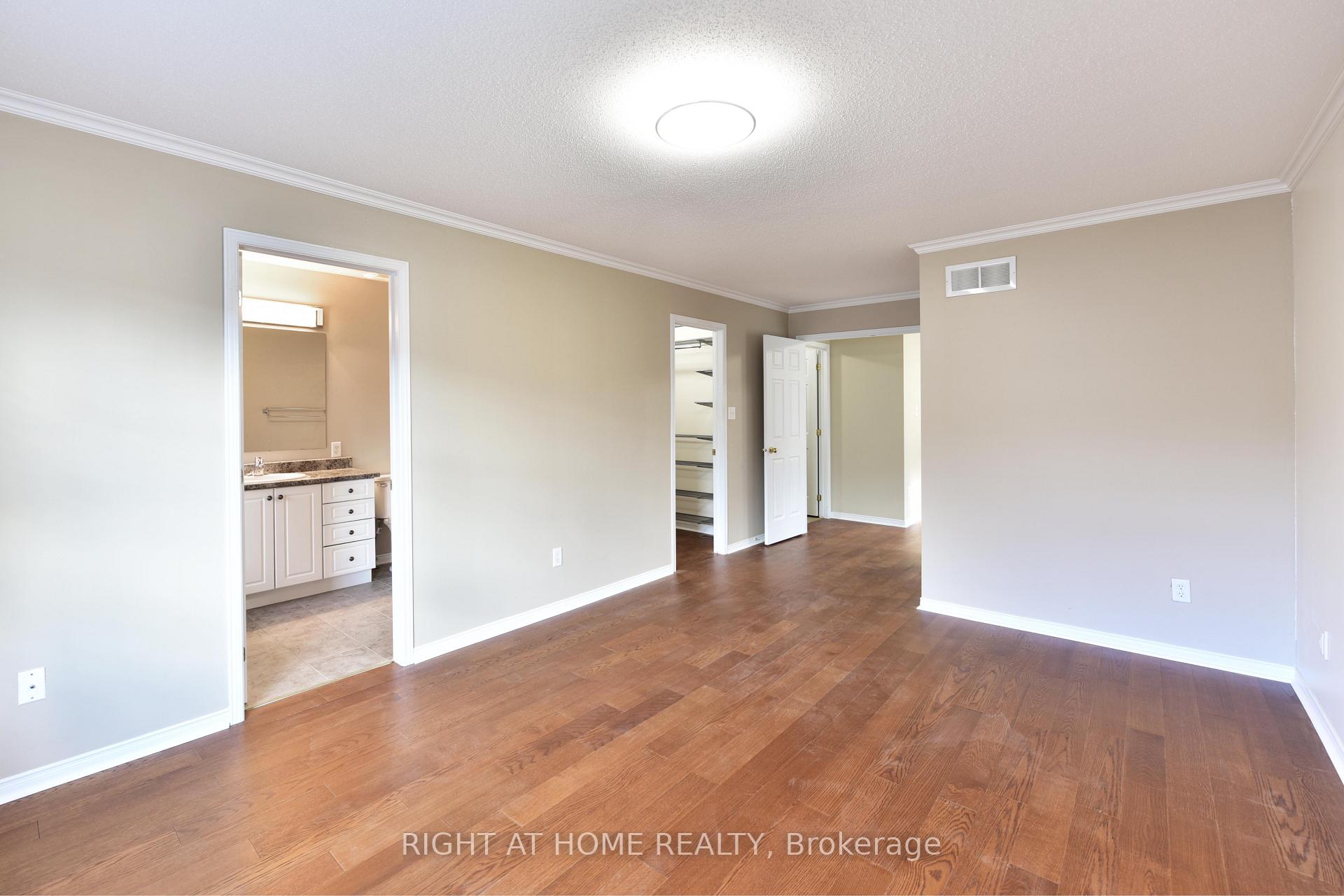 Photo 20 of 118 Braddock Private, Ottawa, Barrhaven - Stonebridge — HOMEH