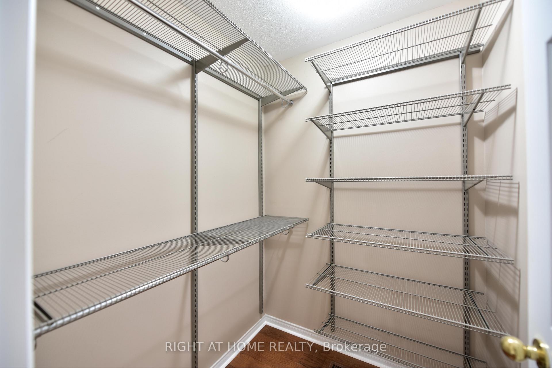 Photo 24 of 118 Braddock Private, Ottawa, Barrhaven - Stonebridge — HOMEH
