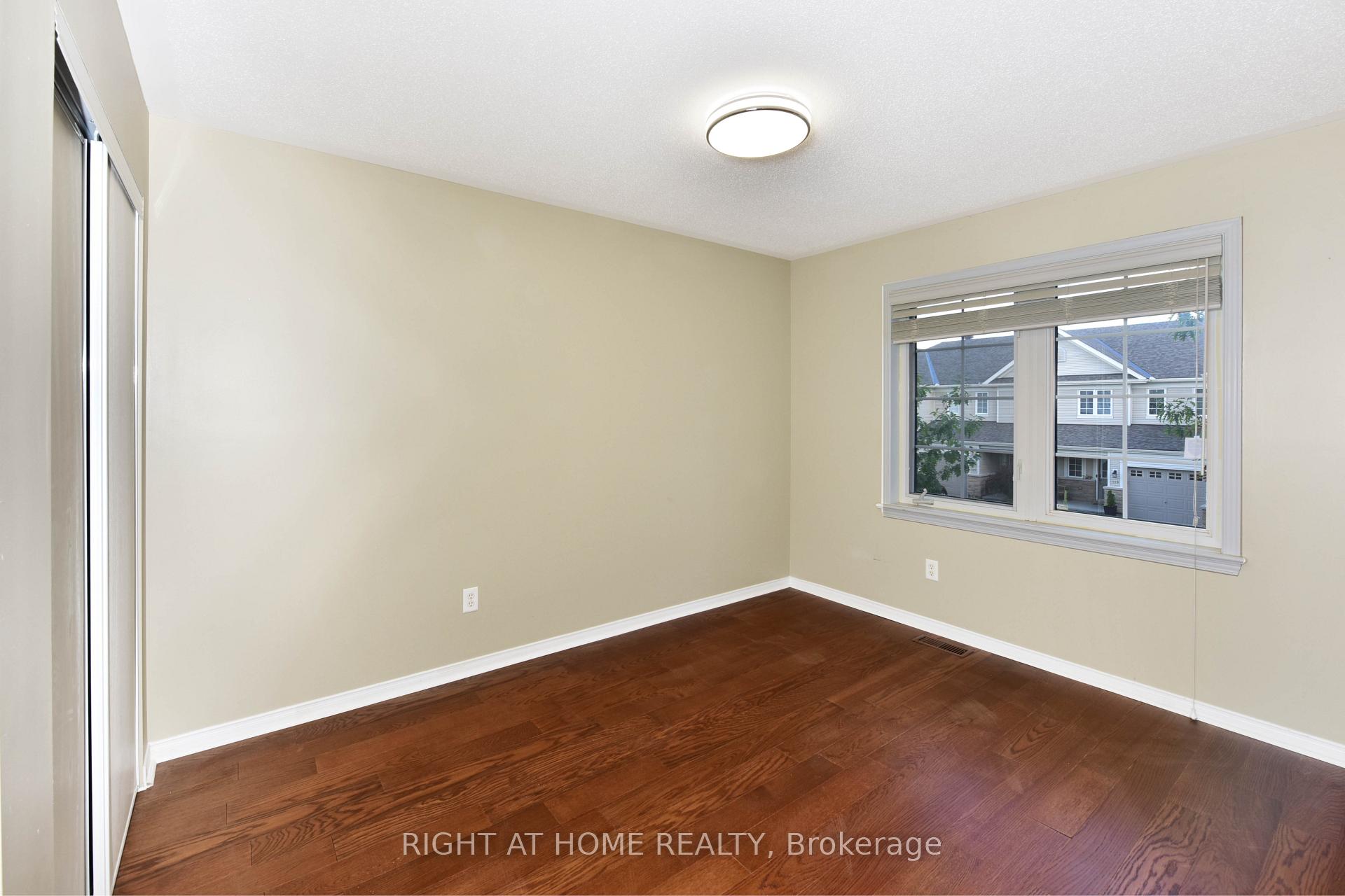 Photo 26 of 118 Braddock Private, Ottawa, Barrhaven - Stonebridge — HOMEH