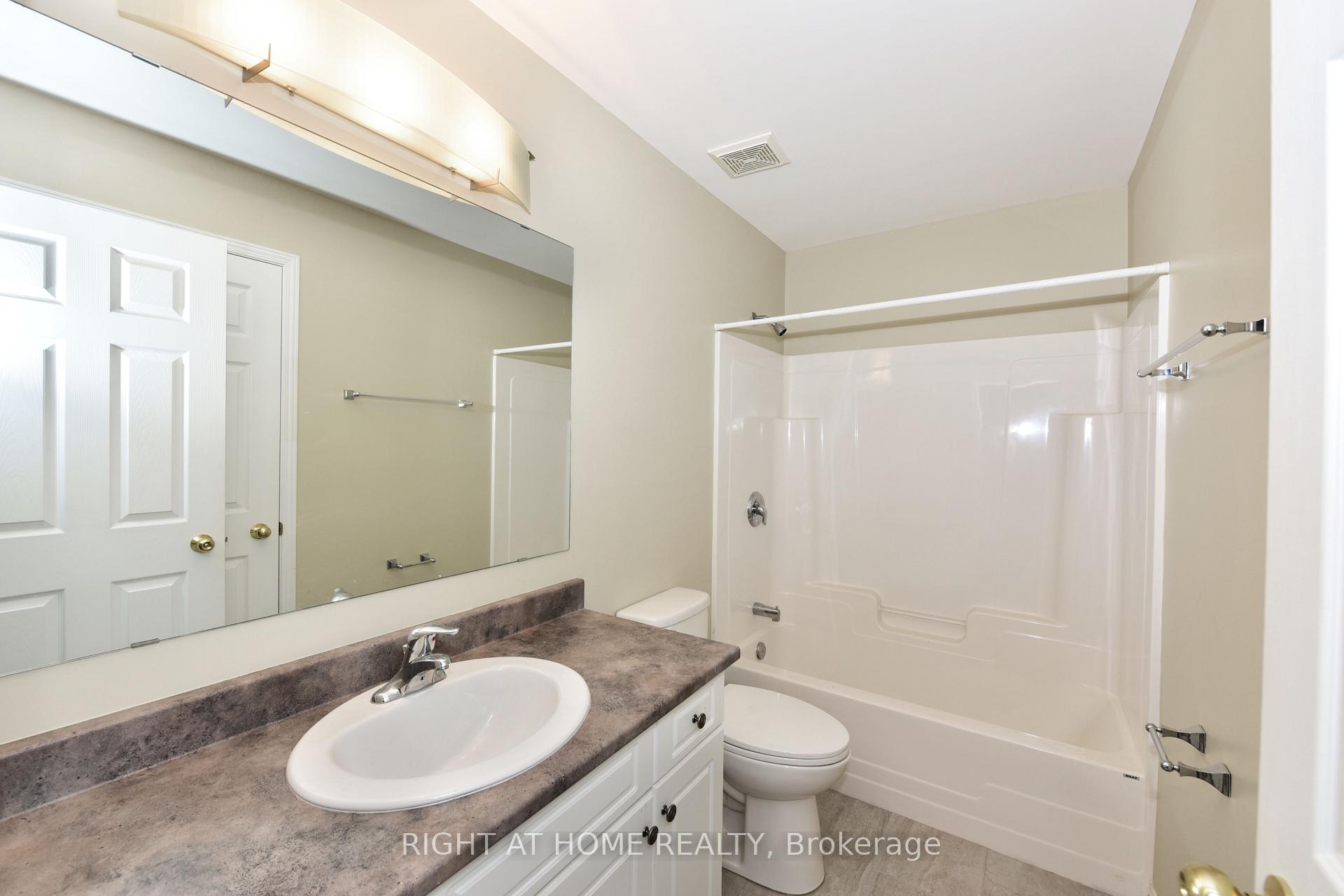 Photo 30 of 118 Braddock Private, Ottawa, Barrhaven - Stonebridge — HOMEH
