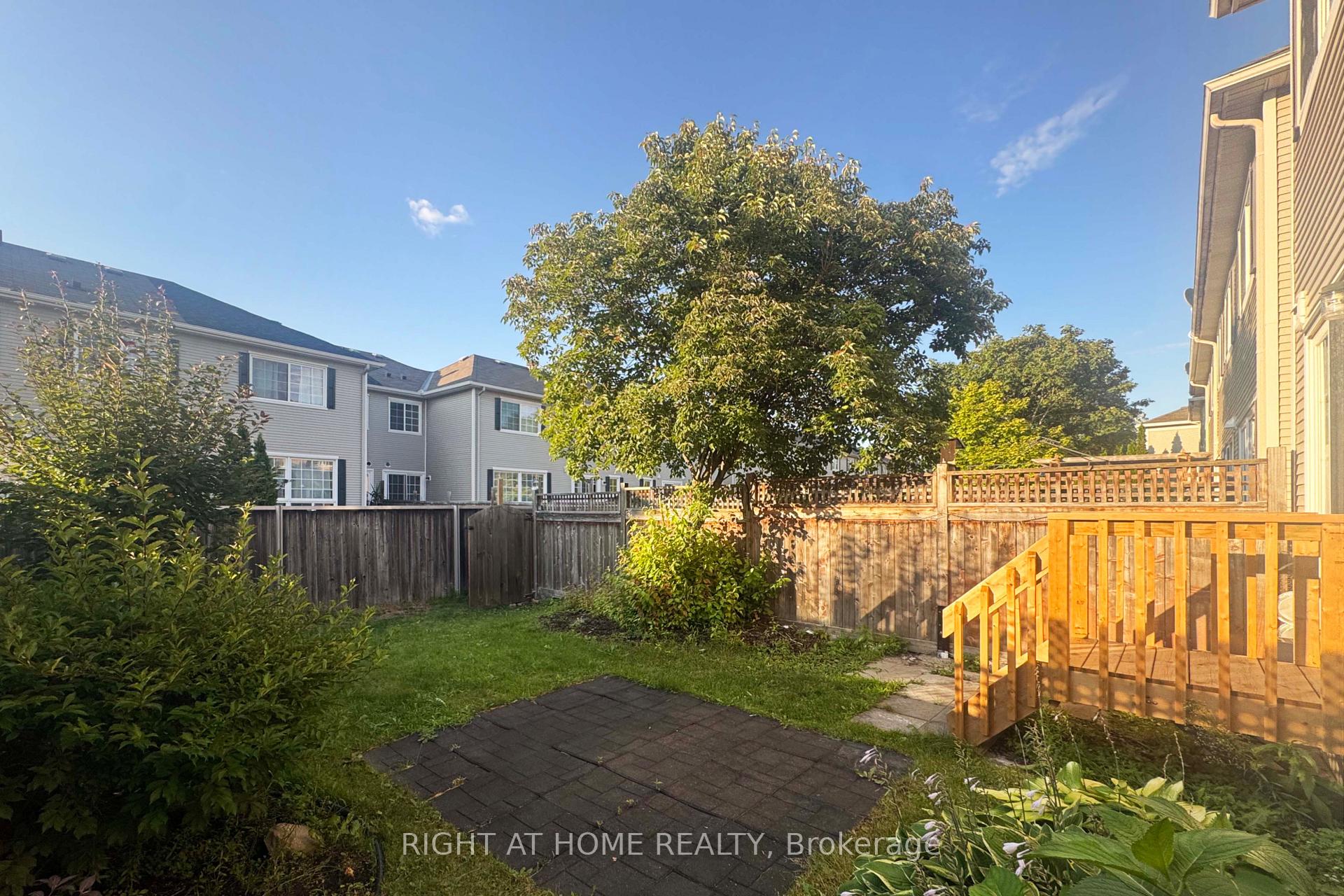 Photo 34 of 118 Braddock Private, Ottawa, Barrhaven - Stonebridge — HOMEH