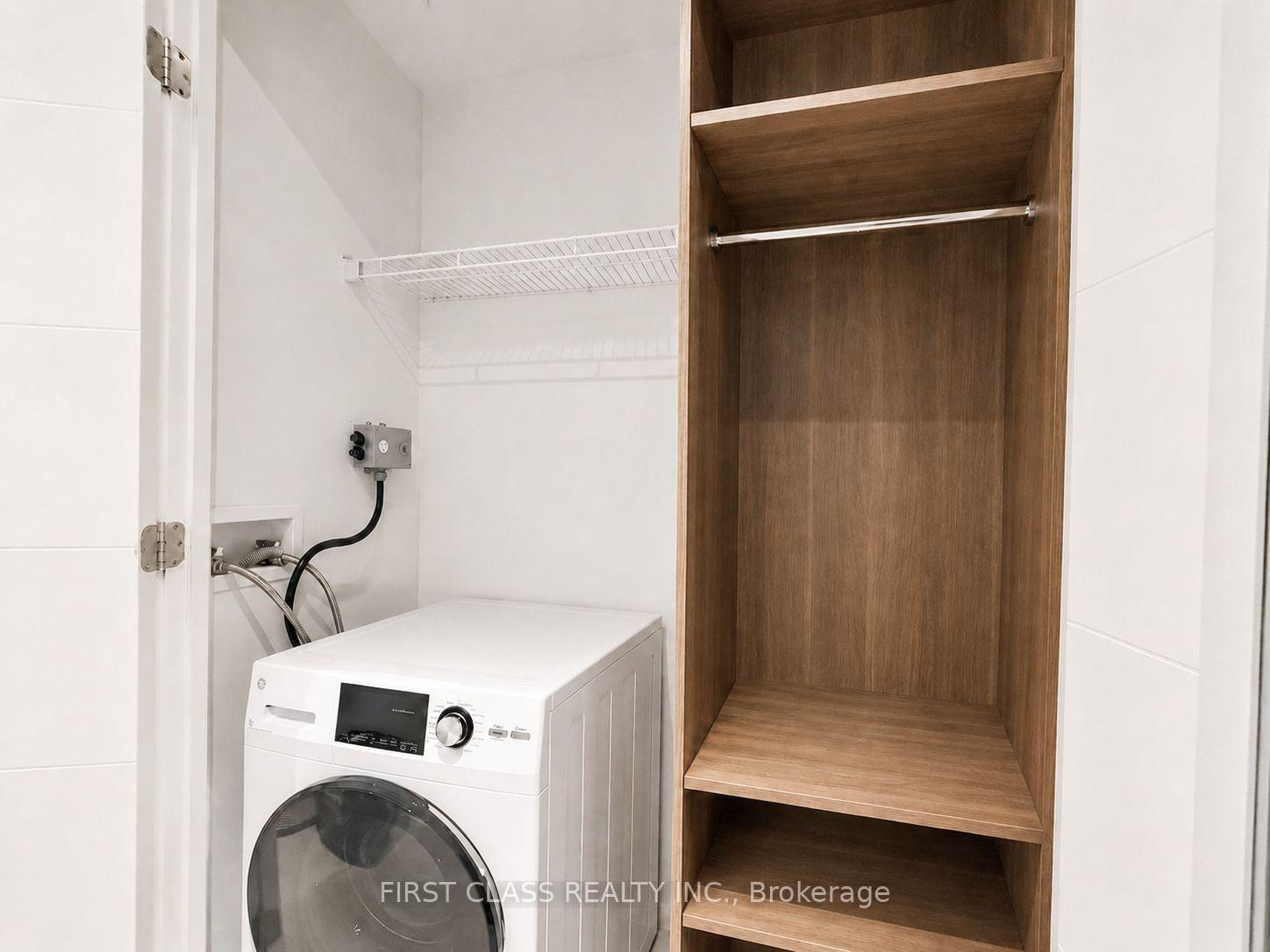 Photo 7 of Unit 3901, 488 University Avenue, Toronto, Kensington-Chinatown — HOMEH
