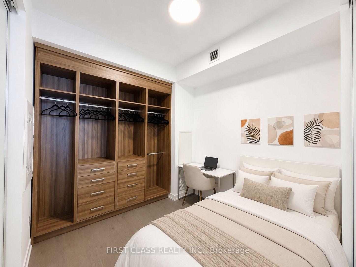 Photo 10 of Unit 3901, 488 University Avenue, Toronto, Kensington-Chinatown — HOMEH