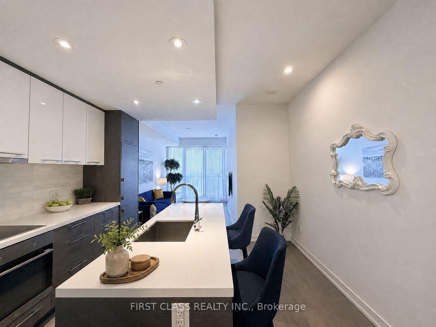 Photo 12 of Unit 3901, 488 University Avenue, Toronto, Kensington-Chinatown — HOMEH