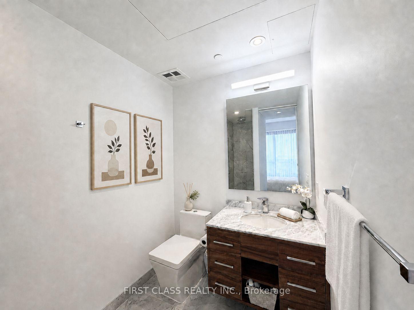 Photo 16 of Unit 3901, 488 University Avenue, Toronto, Kensington-Chinatown — HOMEH