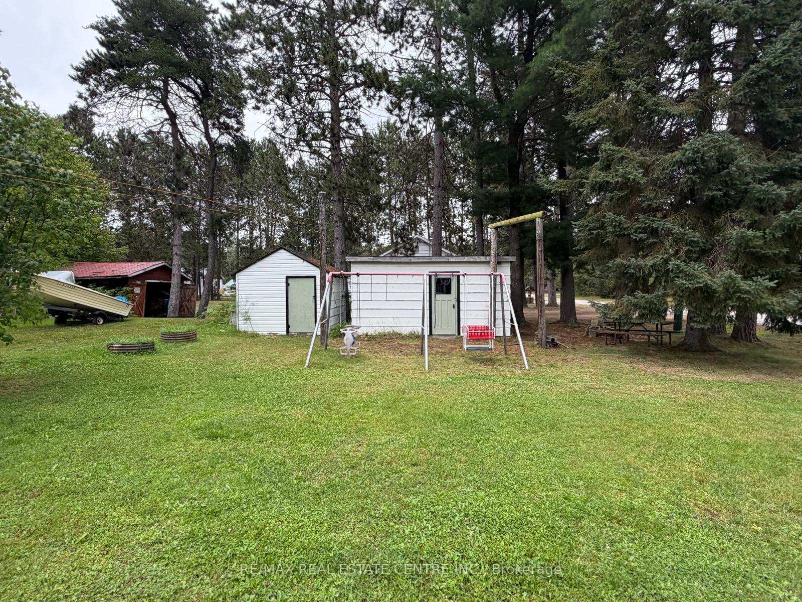Photo 16 of 38 2nd Avenue, South Algonquin — HOMEH