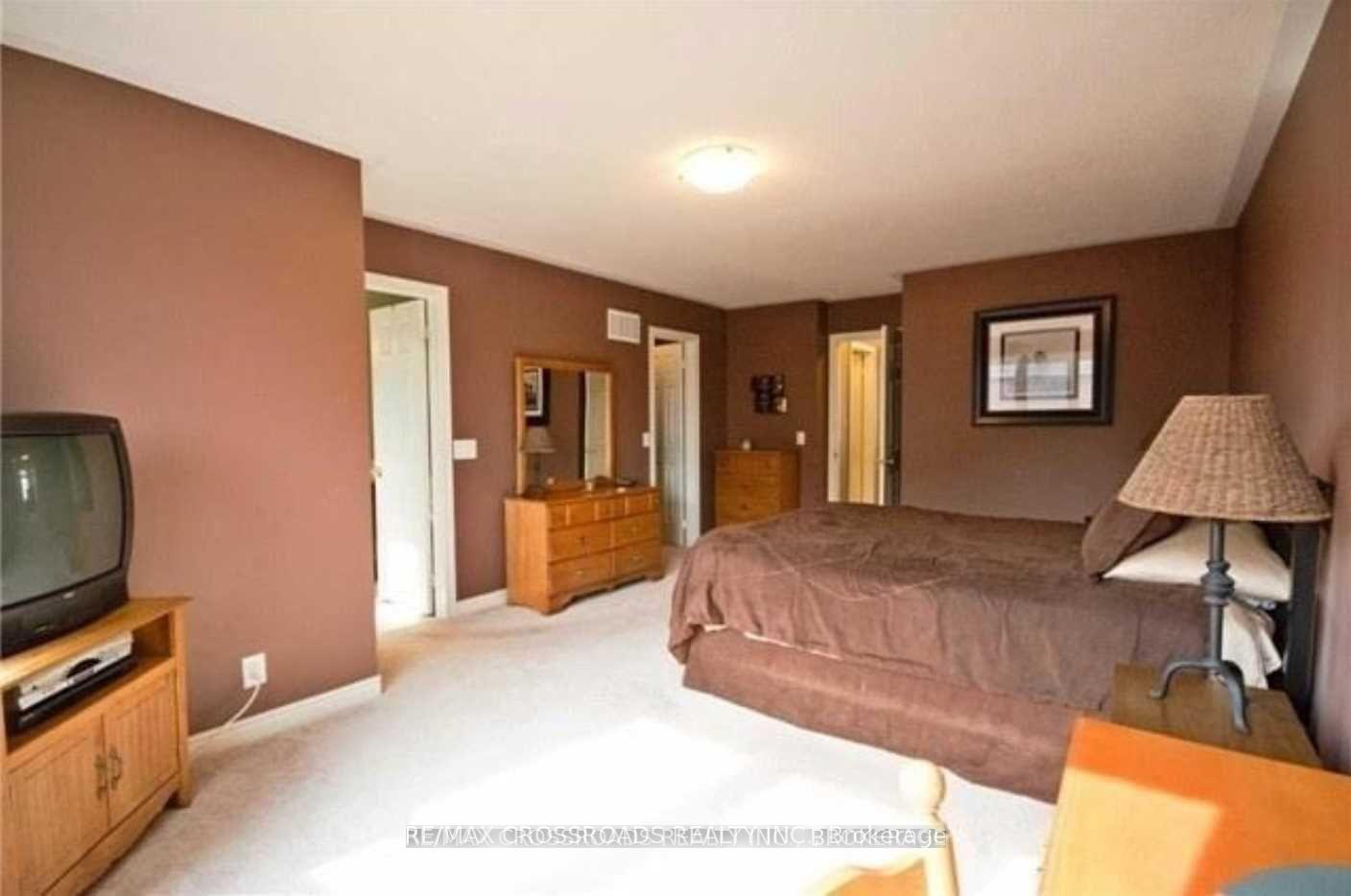 Photo 6 of 95 Thatcher Crescent, East Gwillimbury — HOMEH
