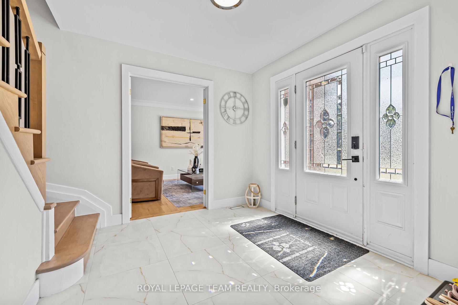 Photo 2 of Unit A, 1288 Plante Drive, Ottawa, Hunt Club/Western Community — HOMEH