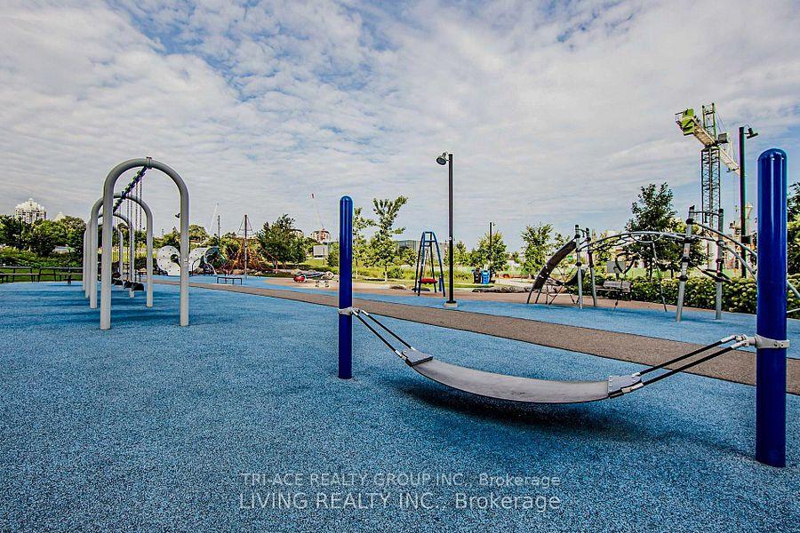Photo 24 of Unit 705, 117 Mcmahon Drive, North York, Bayview Village — HOMEH