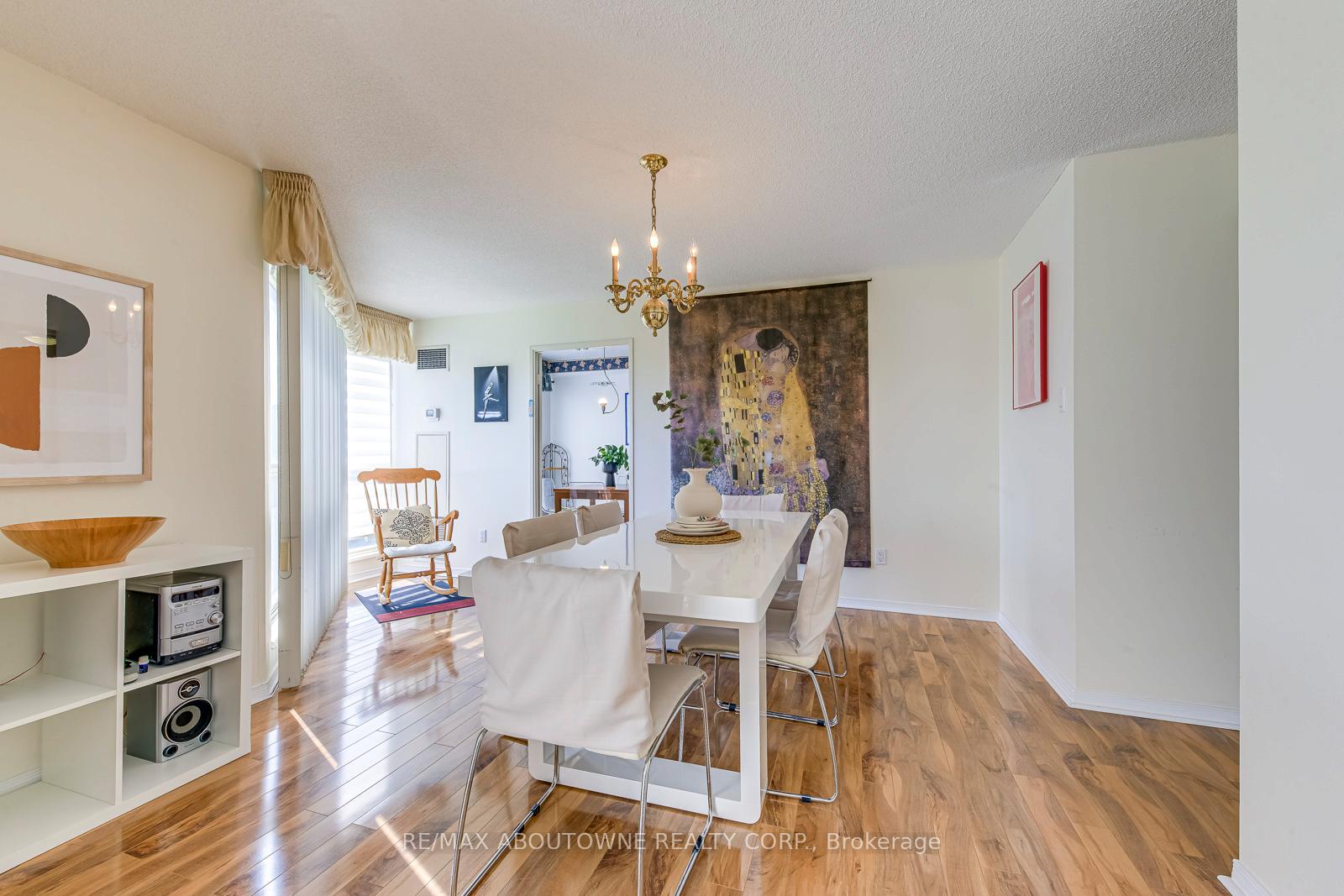 Photo 15 of Unit 613, 1700 The Collegeway, Mississauga, Erin Mills — HOMEH
