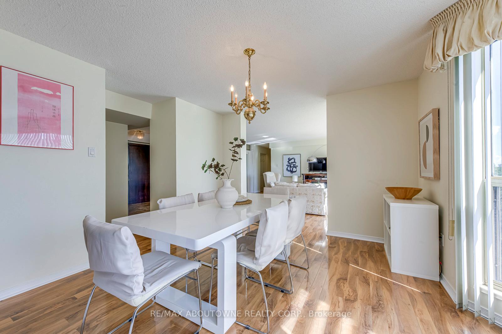 Photo 17 of Unit 613, 1700 The Collegeway, Mississauga, Erin Mills — HOMEH
