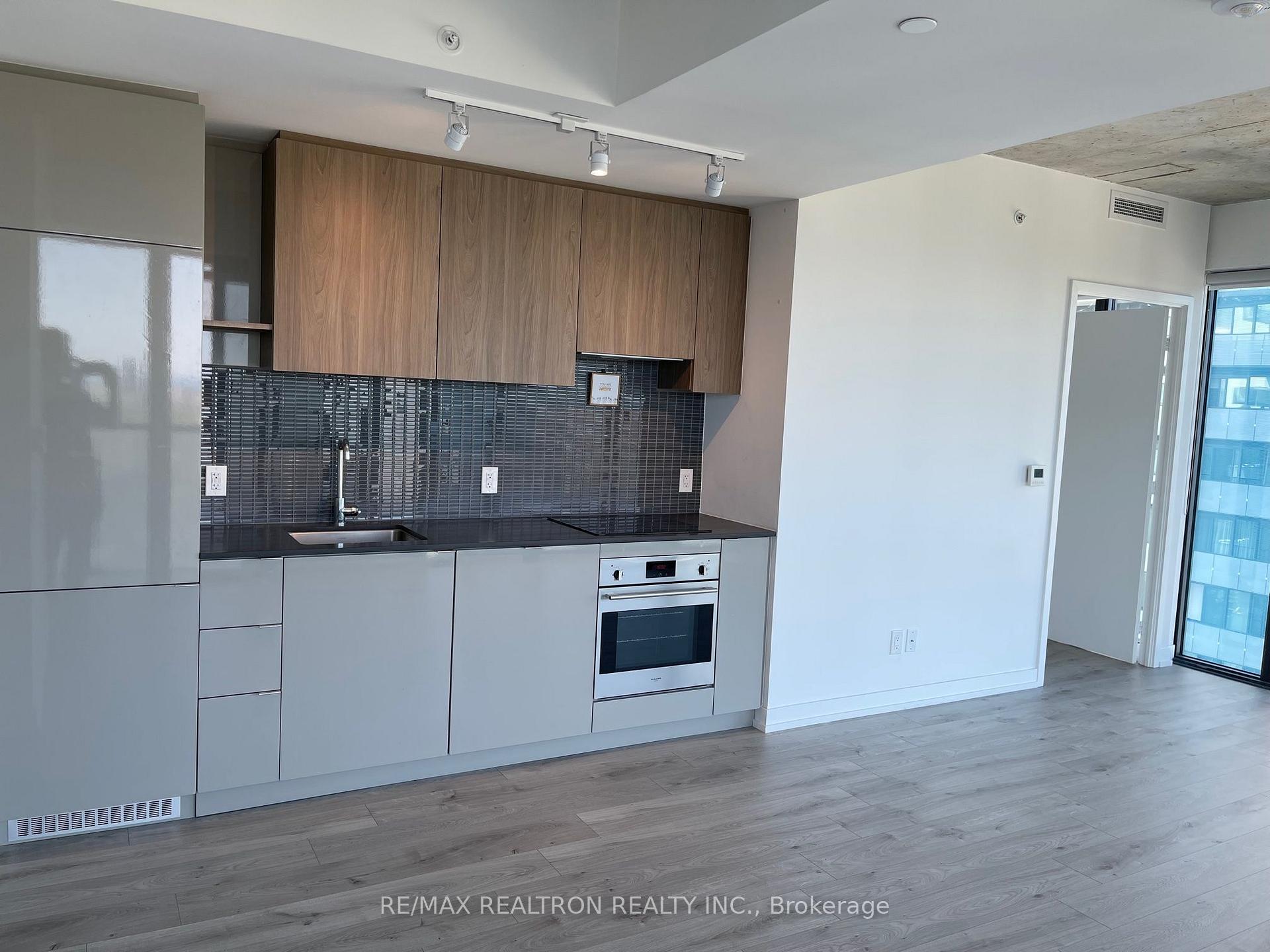 Photo 32 of Unit 3609, 161 Roehampton Avenue, Toronto, Mount Pleasant West — HOMEH