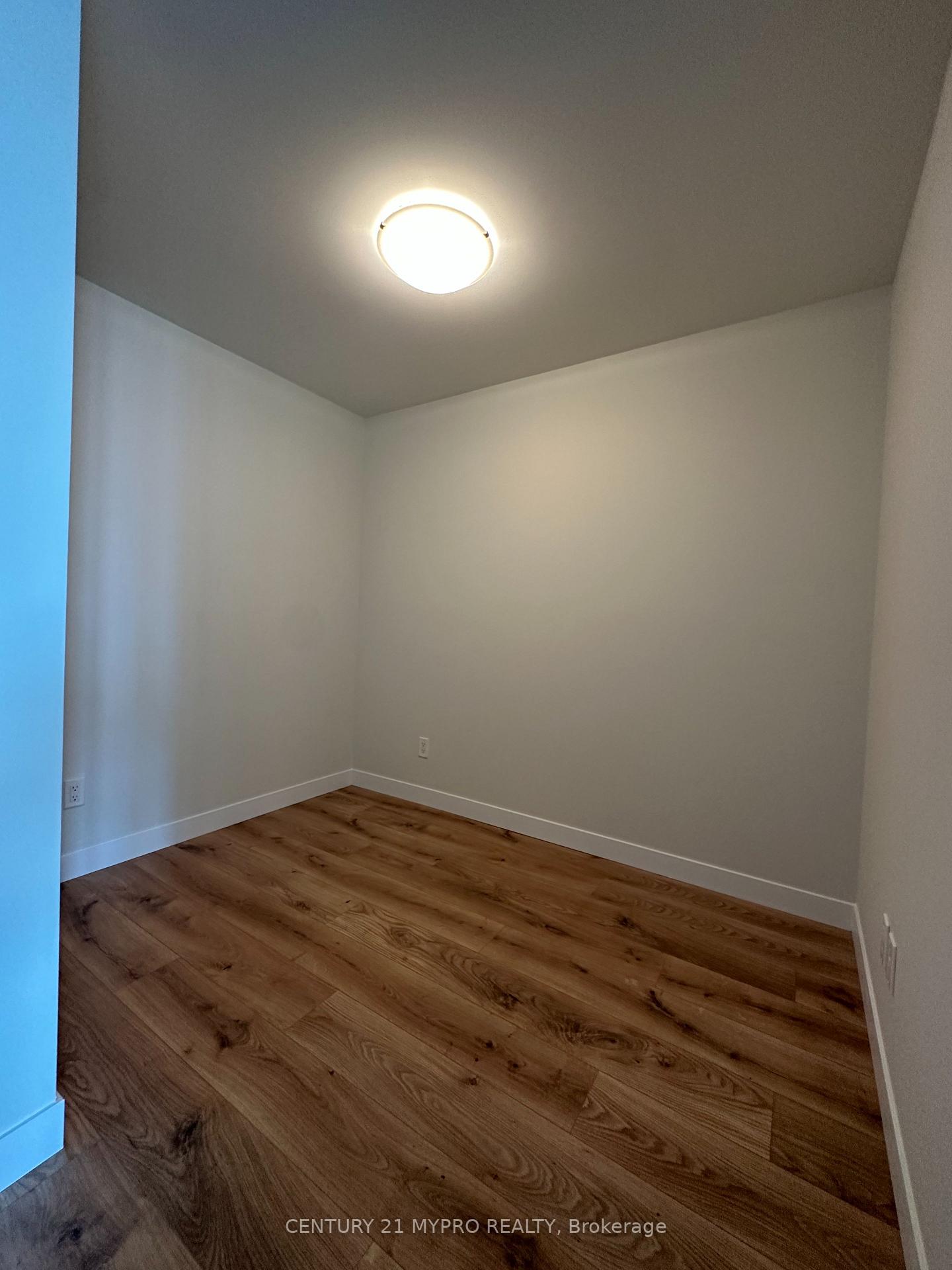 Photo 8 of Unit 1813, 60 Frederick Street, Kitchener, Civic Centre — HOMEH
