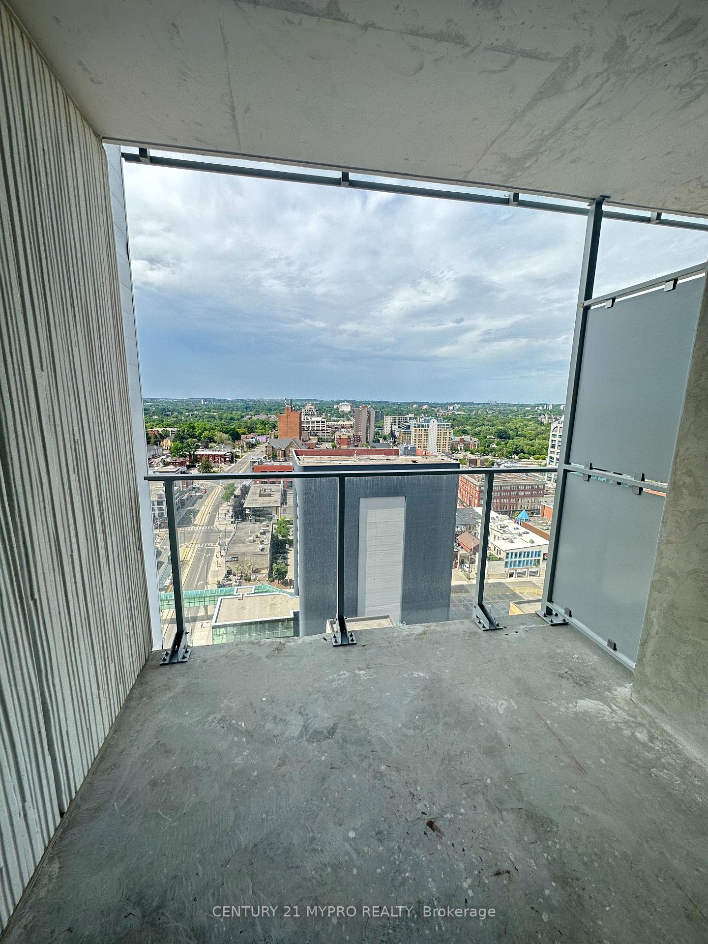 Photo 9 of Unit 1813, 60 Frederick Street, Kitchener, Civic Centre — HOMEH