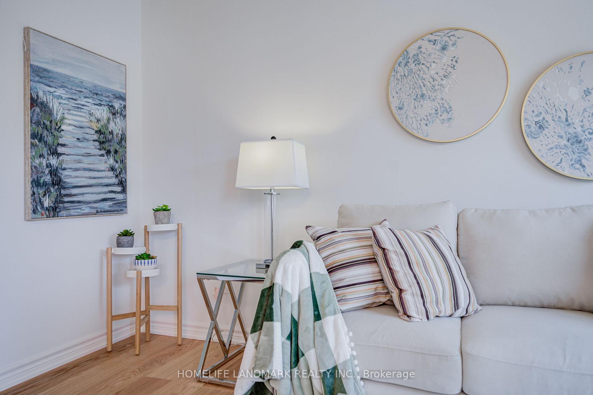 Photo 10 of 20 Barolo Road, Etobicoke, West Humber-Clairville — HOMEH