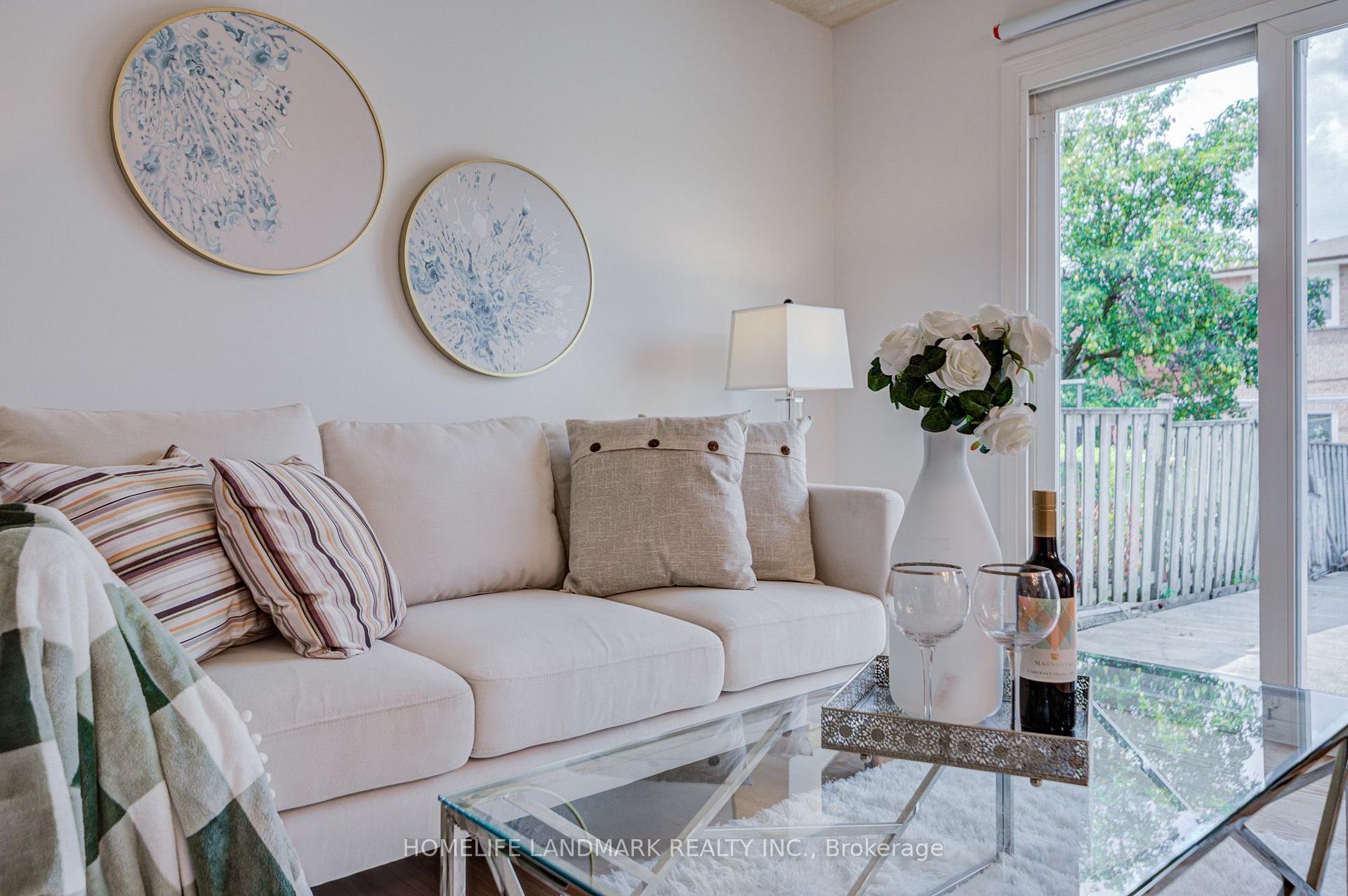 Photo 12 of 20 Barolo Road, Etobicoke, West Humber-Clairville — HOMEH
