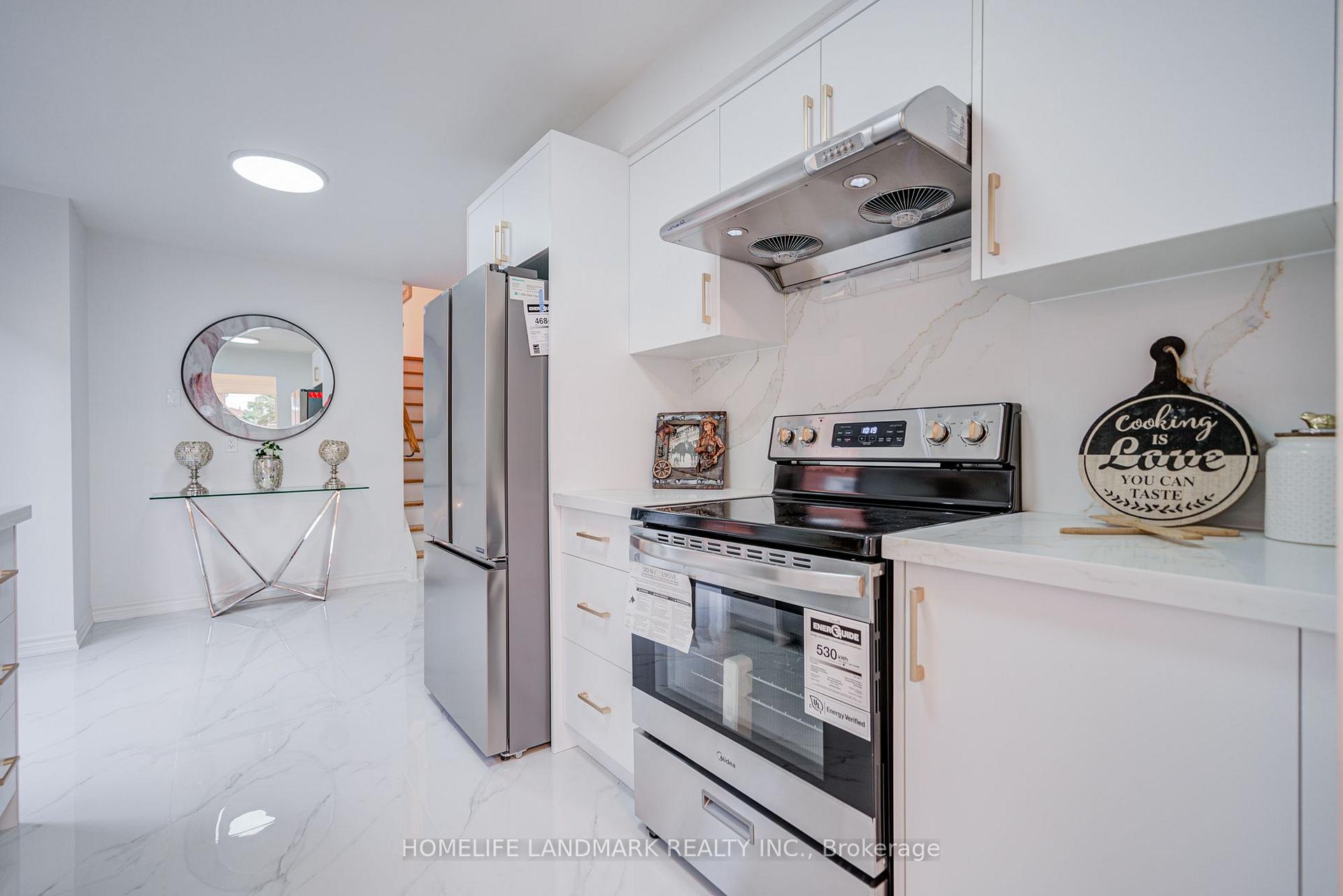 Photo 19 of 20 Barolo Road, Etobicoke, West Humber-Clairville — HOMEH