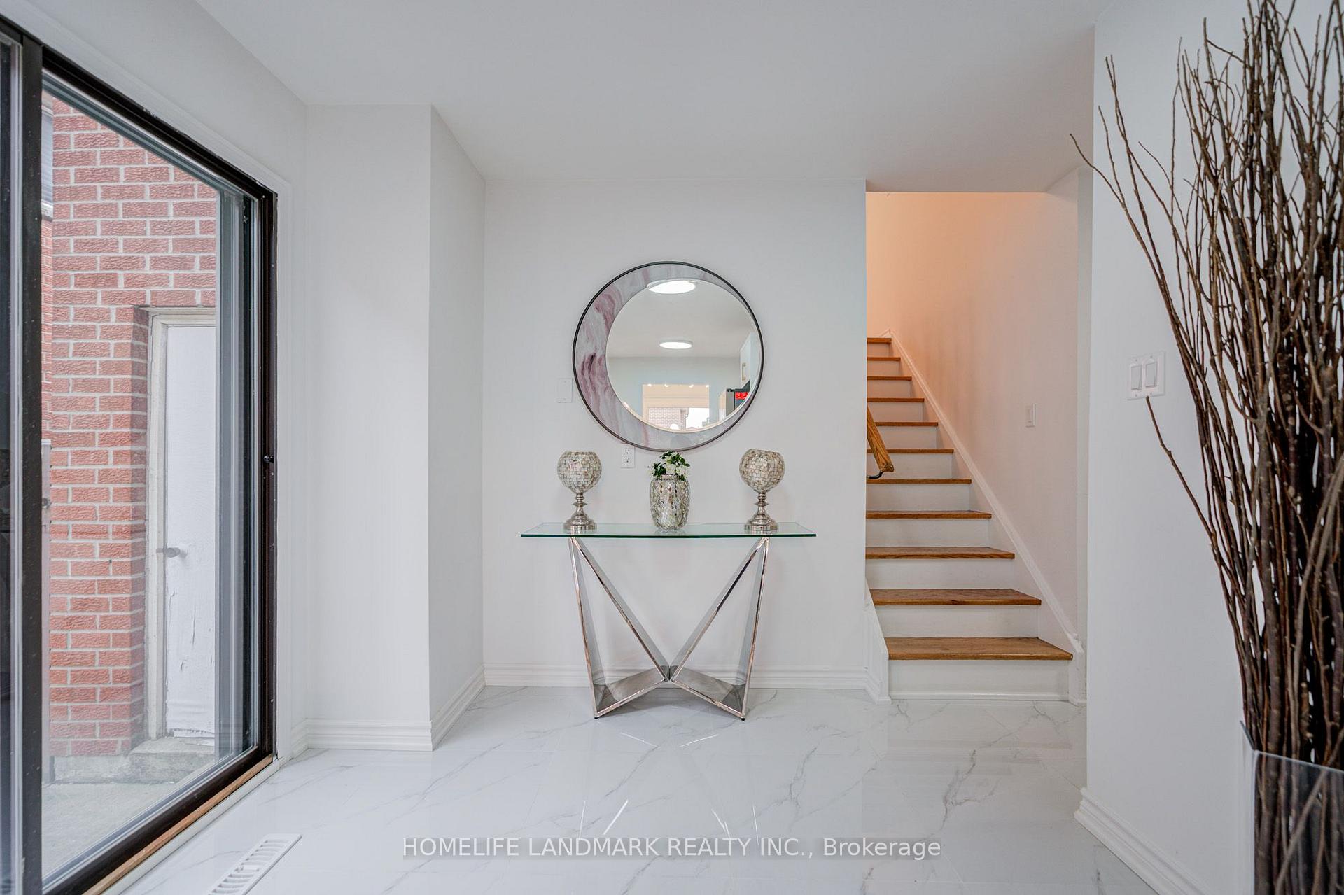 Photo 23 of 20 Barolo Road, Etobicoke, West Humber-Clairville — HOMEH
