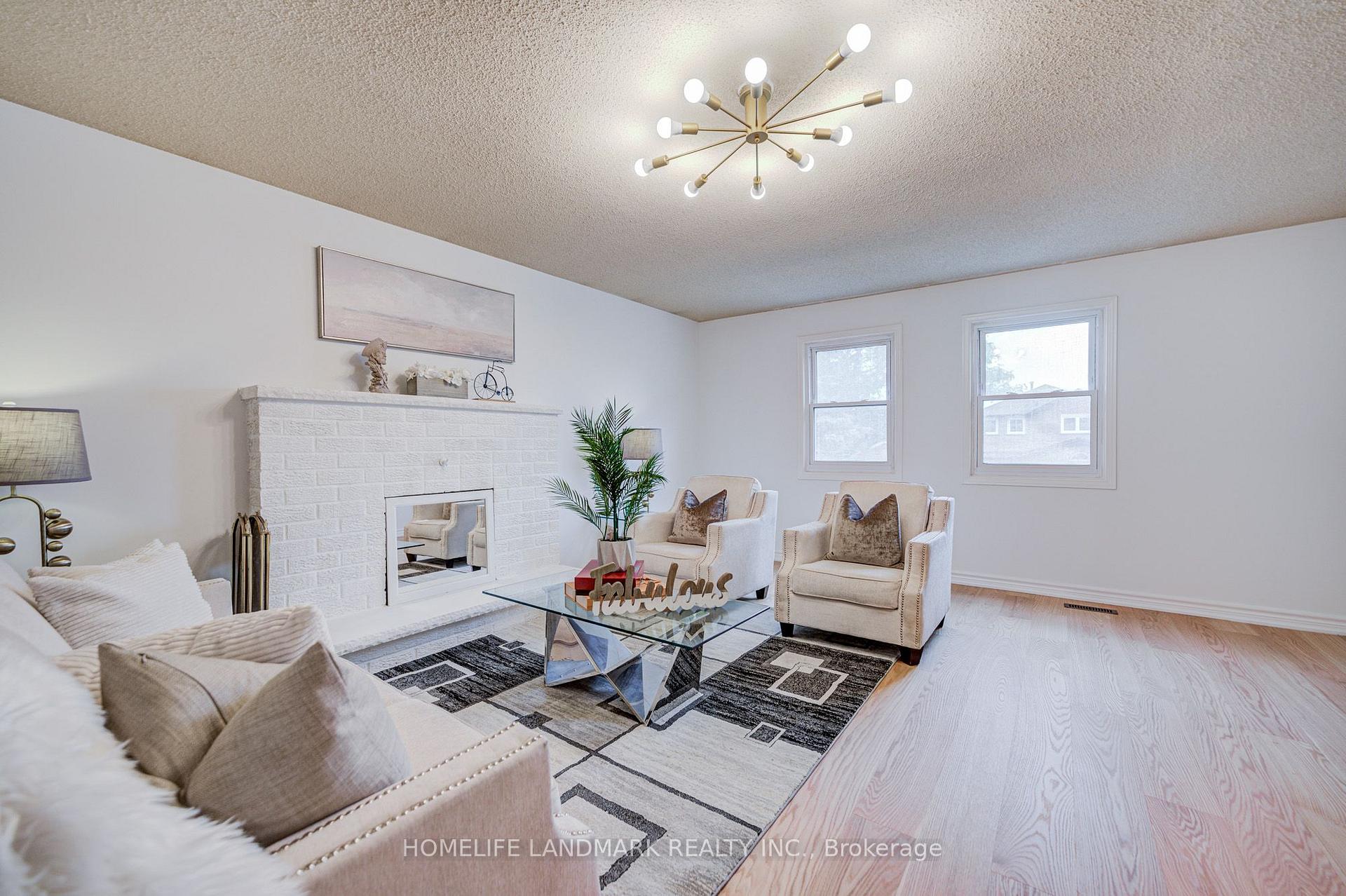 Photo 29 of 20 Barolo Road, Etobicoke, West Humber-Clairville — HOMEH