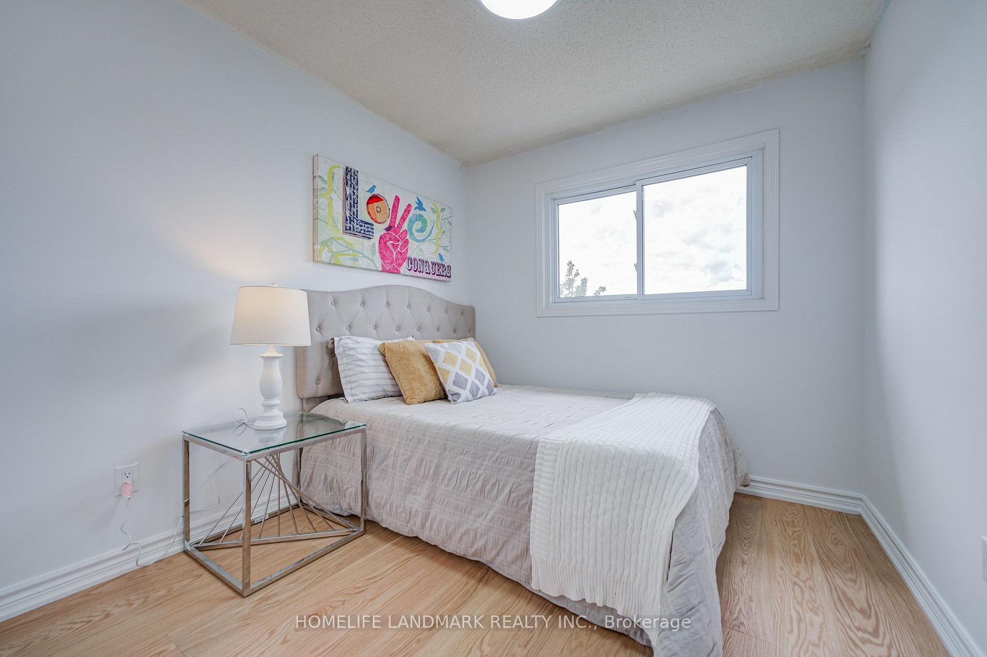 Photo 37 of 20 Barolo Road, Etobicoke, West Humber-Clairville — HOMEH