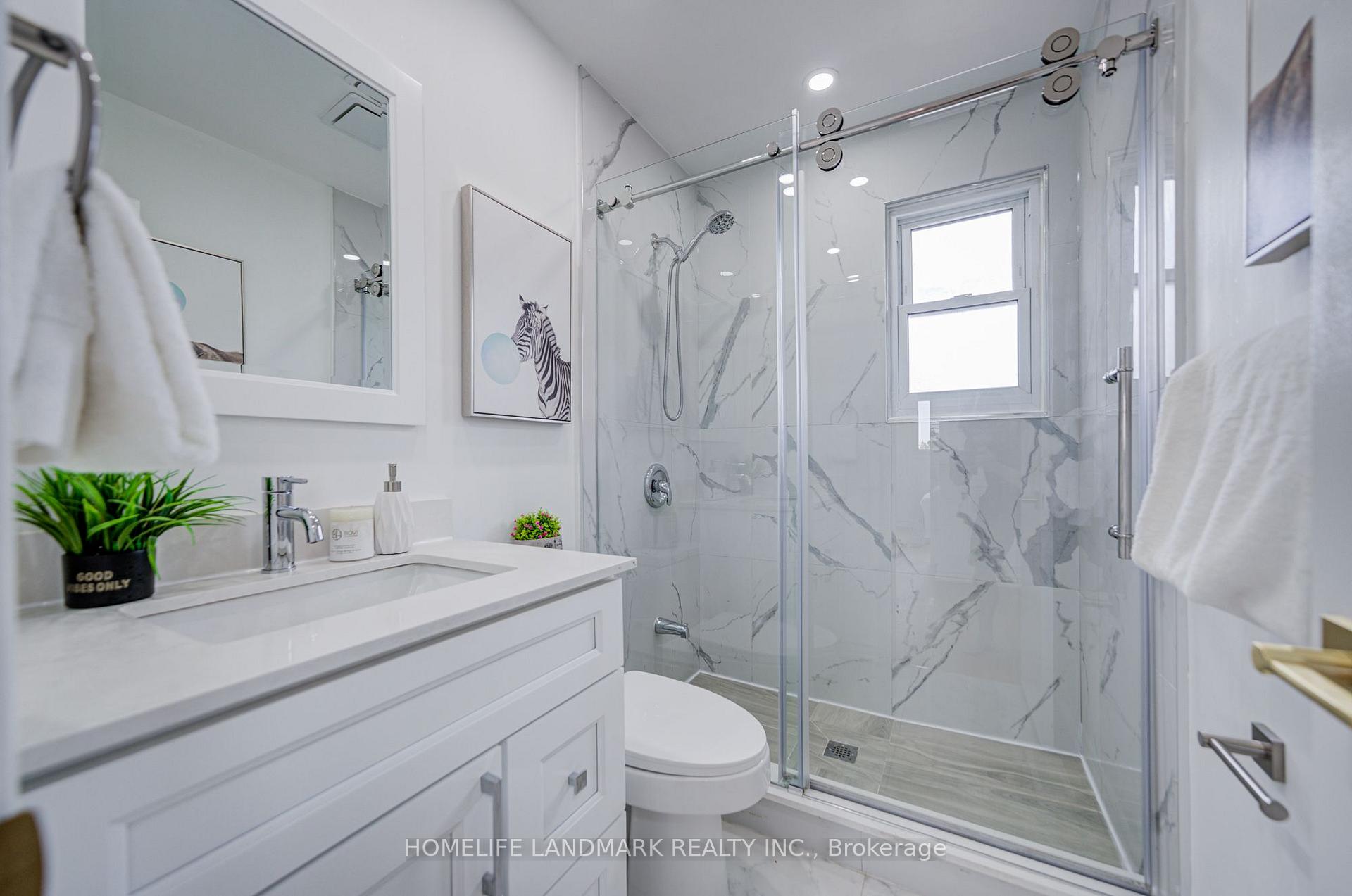 Photo 39 of 20 Barolo Road, Etobicoke, West Humber-Clairville — HOMEH