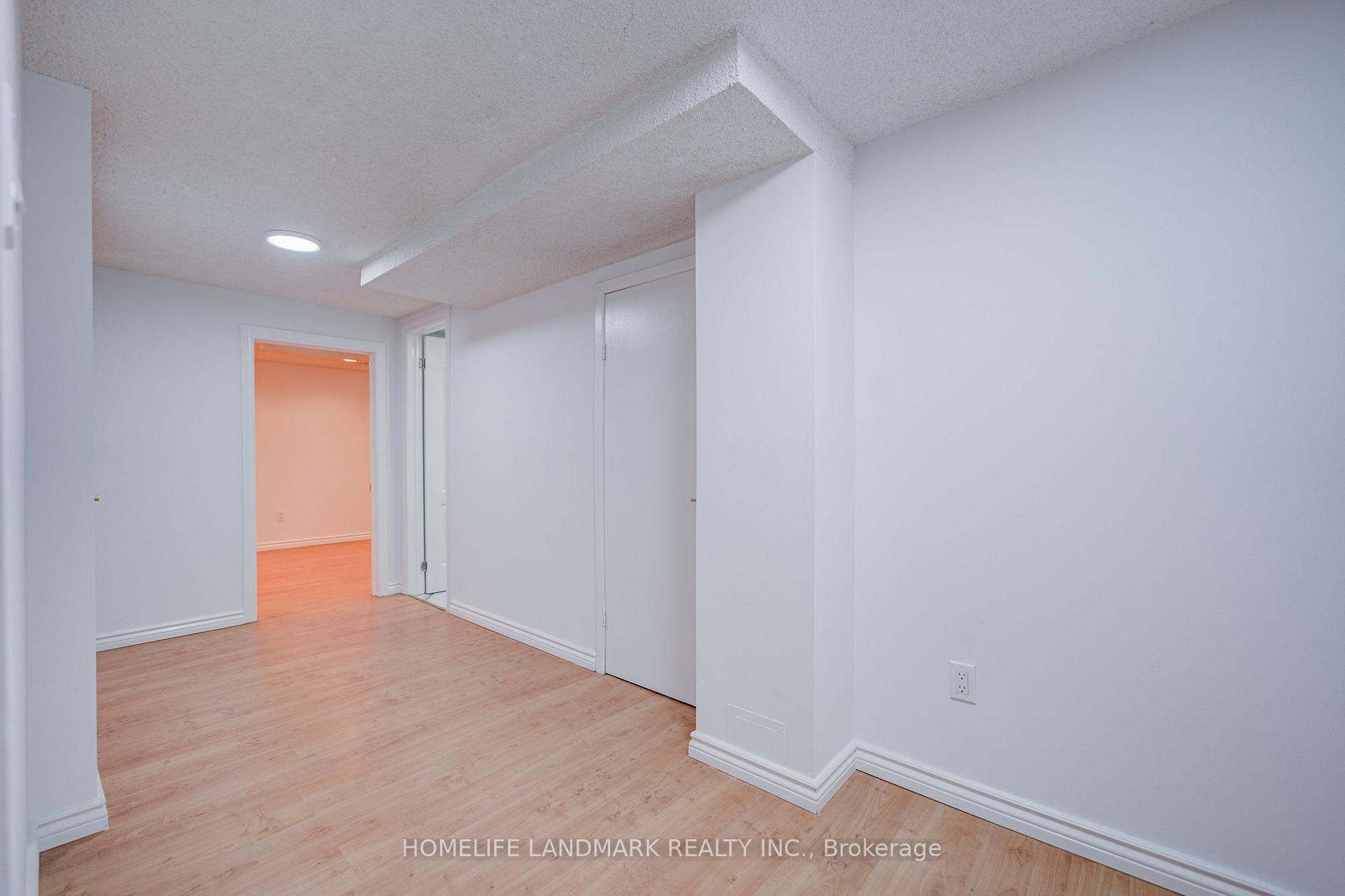 Photo 41 of 20 Barolo Road, Etobicoke, West Humber-Clairville — HOMEH