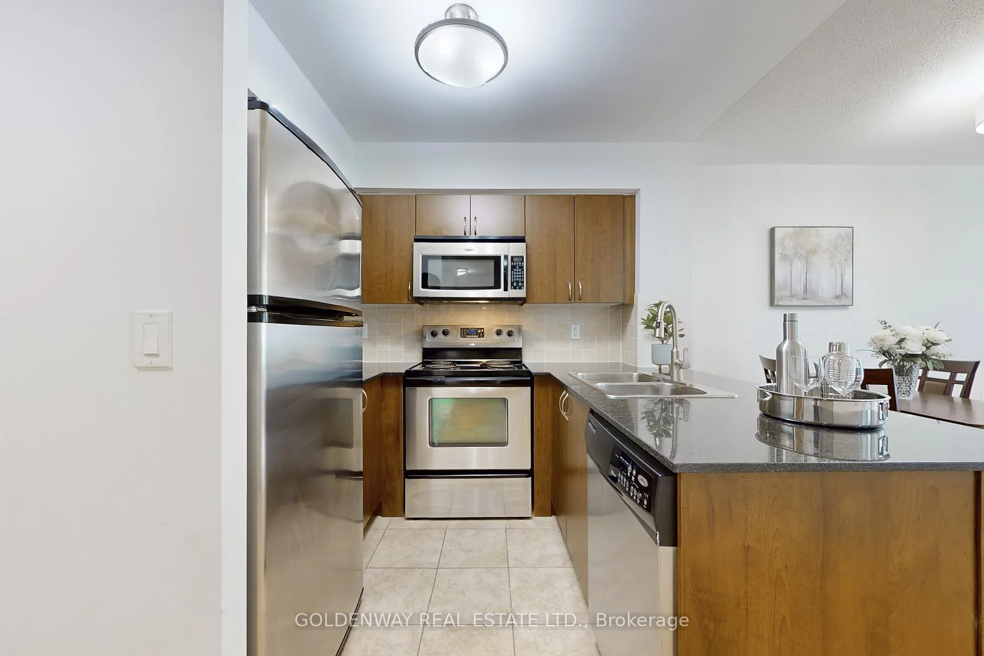 Photo 2 of Unit 610, 30 Clegg Road, Markham, Unionville — HOMEH