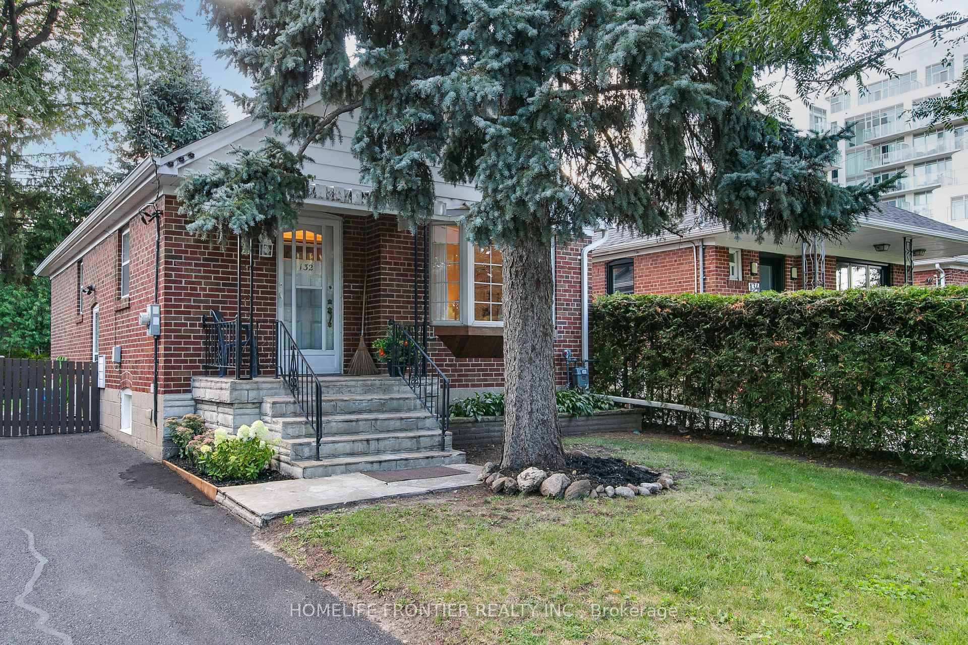Photo 1 of 132 Wesley Street, Etobicoke, Stonegate-Queensway — HOMEH