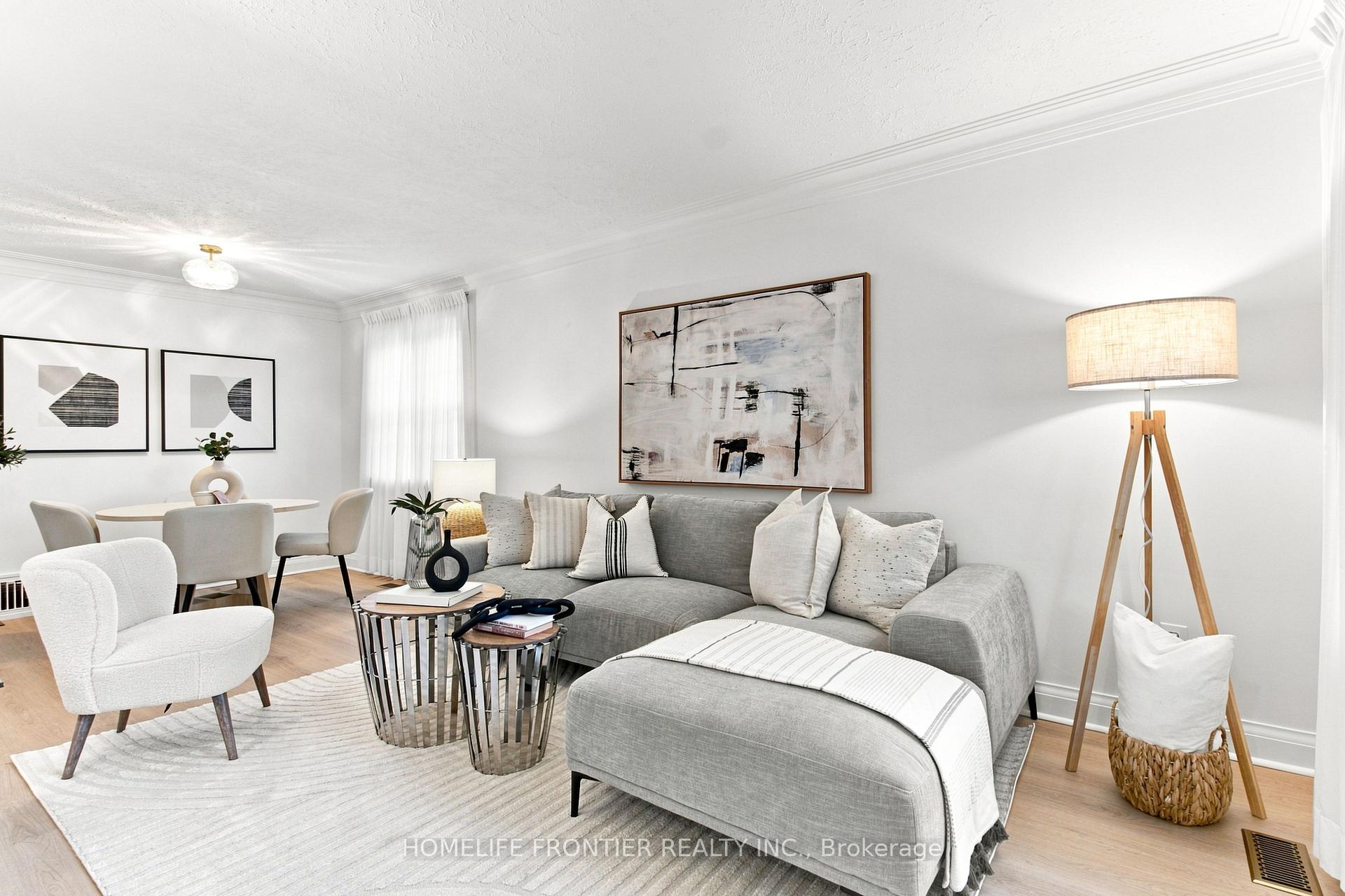 Photo 4 of 132 Wesley Street, Etobicoke, Stonegate-Queensway — HOMEH