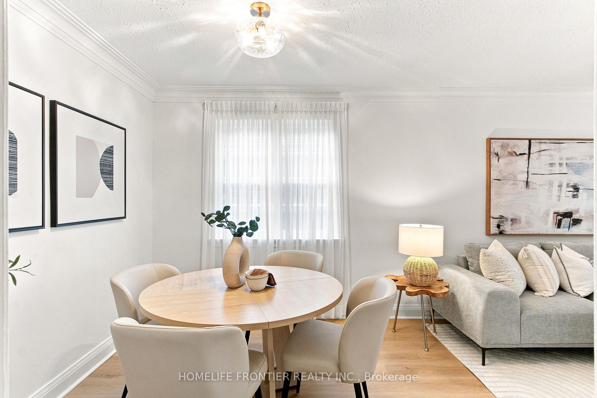 Photo 6 of 132 Wesley Street, Etobicoke, Stonegate-Queensway — HOMEH