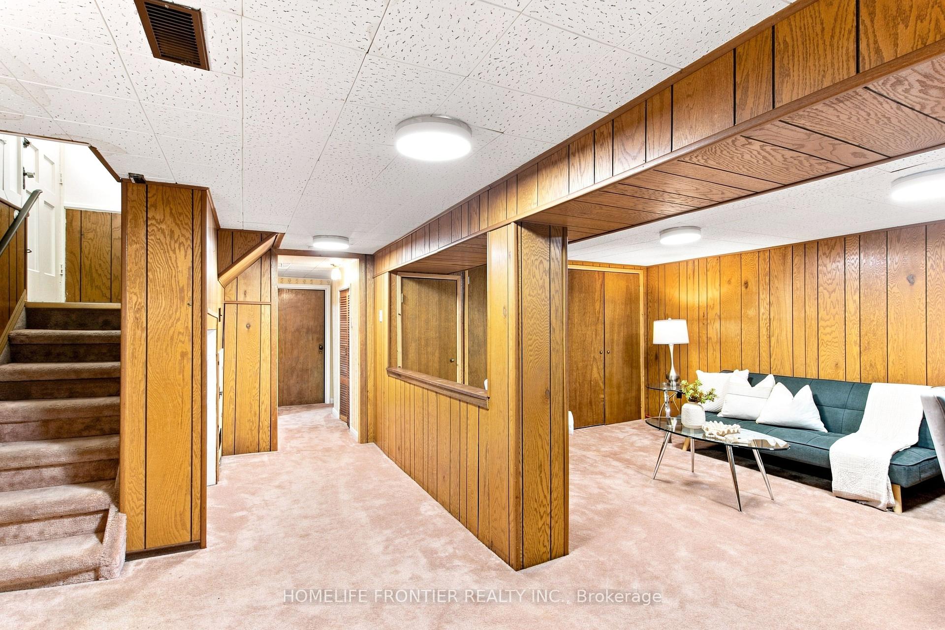 Photo 14 of 132 Wesley Street, Etobicoke, Stonegate-Queensway — HOMEH