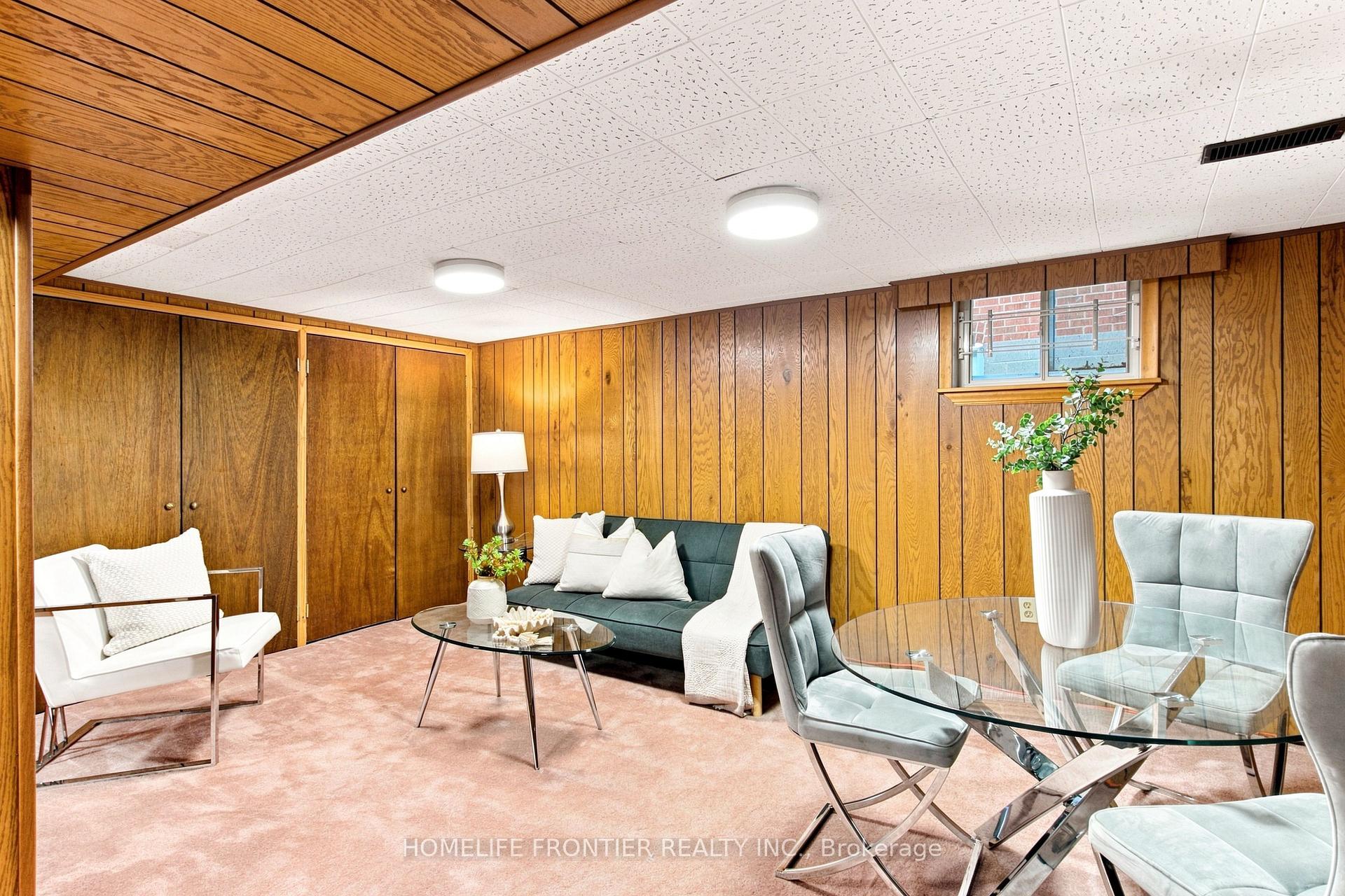 Photo 15 of 132 Wesley Street, Etobicoke, Stonegate-Queensway — HOMEH