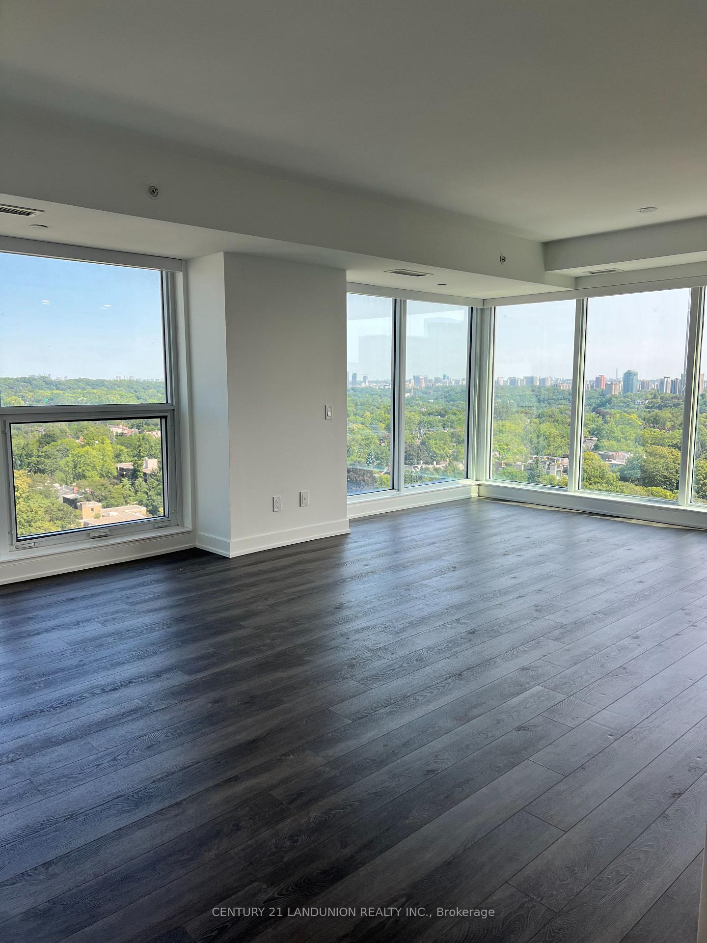 Photo 9 of Unit 1507, 609 Sherbourne Street, Toronto, North St. James Town — HOMEH