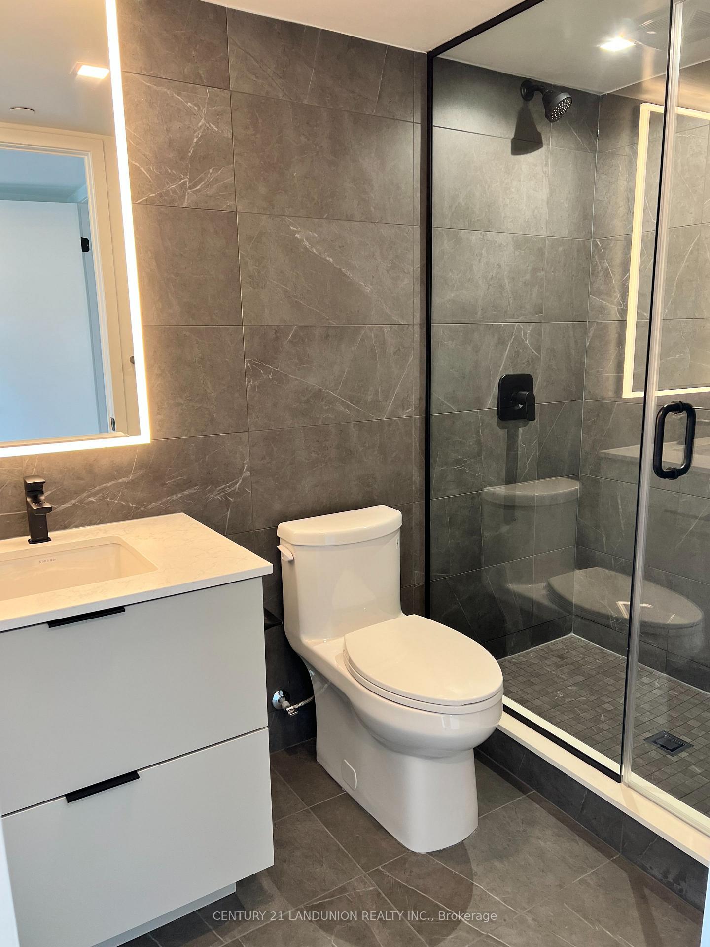 Photo 16 of Unit 1507, 609 Sherbourne Street, Toronto, North St. James Town — HOMEH