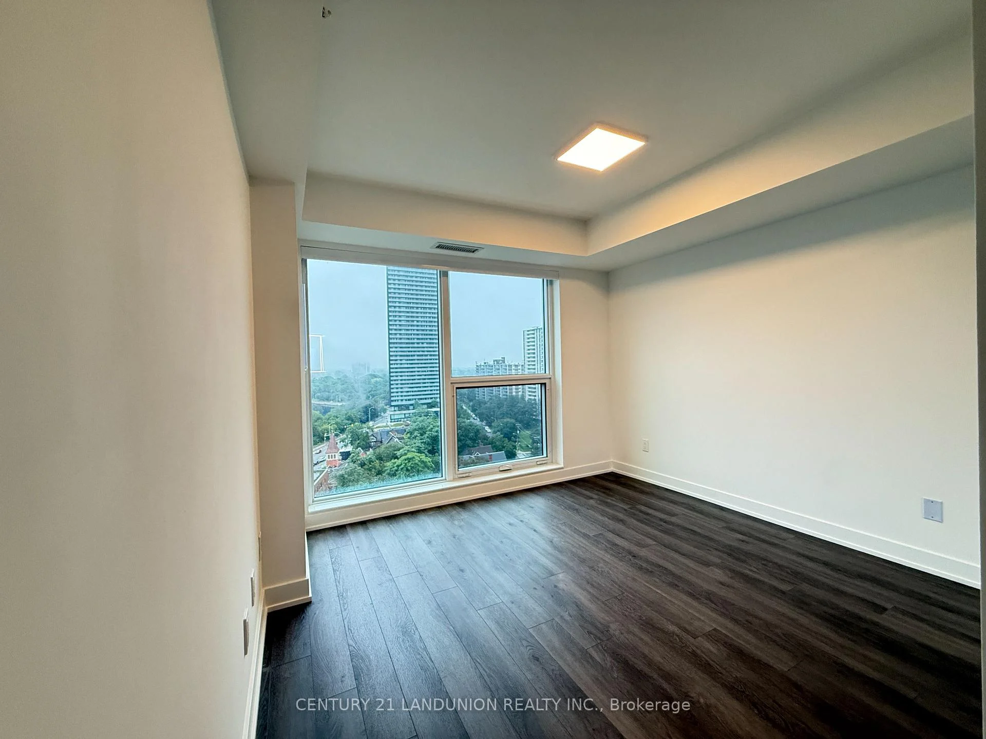 Photo 13 of Unit 1507, 609 Sherbourne Street, Toronto, North St. James Town — HOMEH