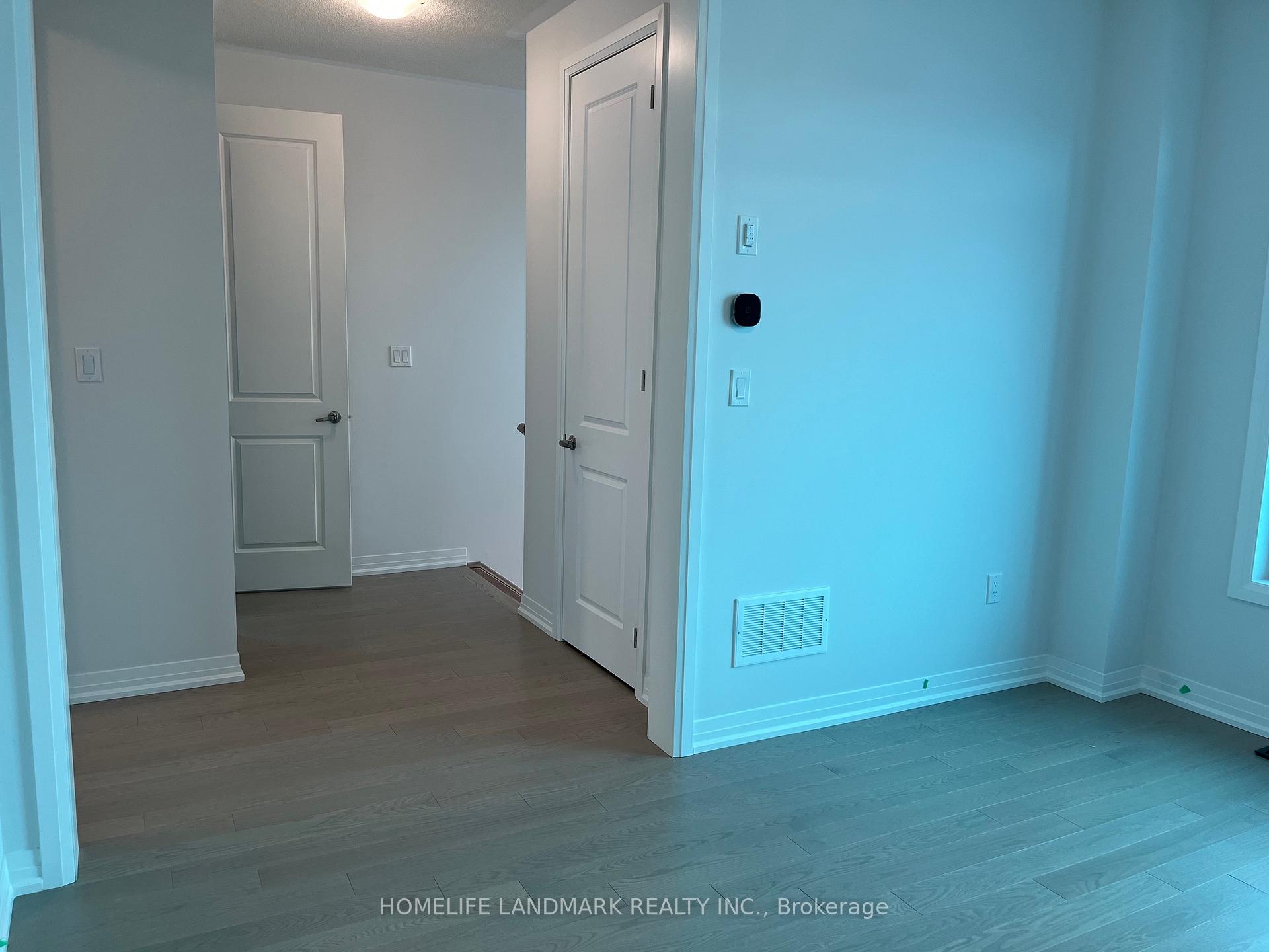 Photo 3 of 1040 Valhalla Terrace, Pickering, Rural Pickering — HOMEH
