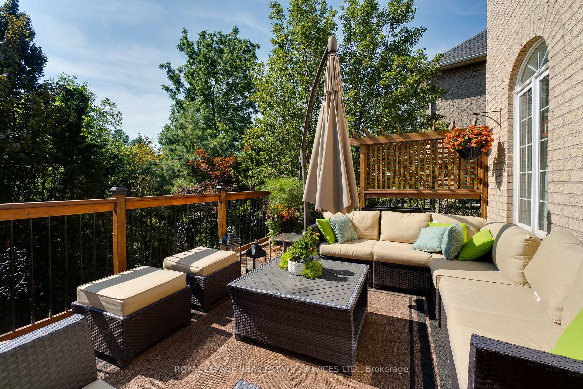 Photo 13 of 167 Innville Crescent, Oakville, Bronte — HOMEH