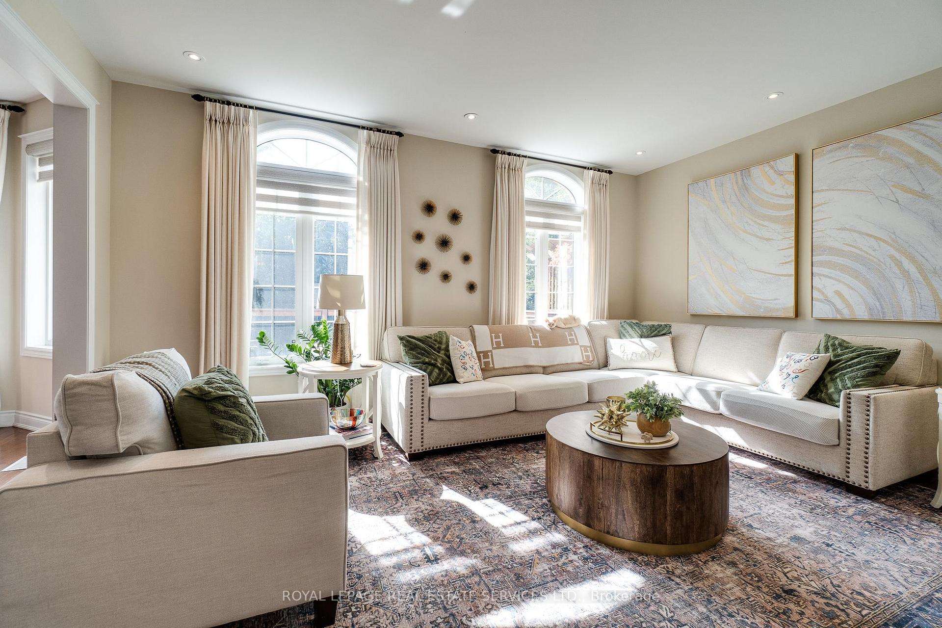 Photo 24 of 167 Innville Crescent, Oakville, Bronte — HOMEH