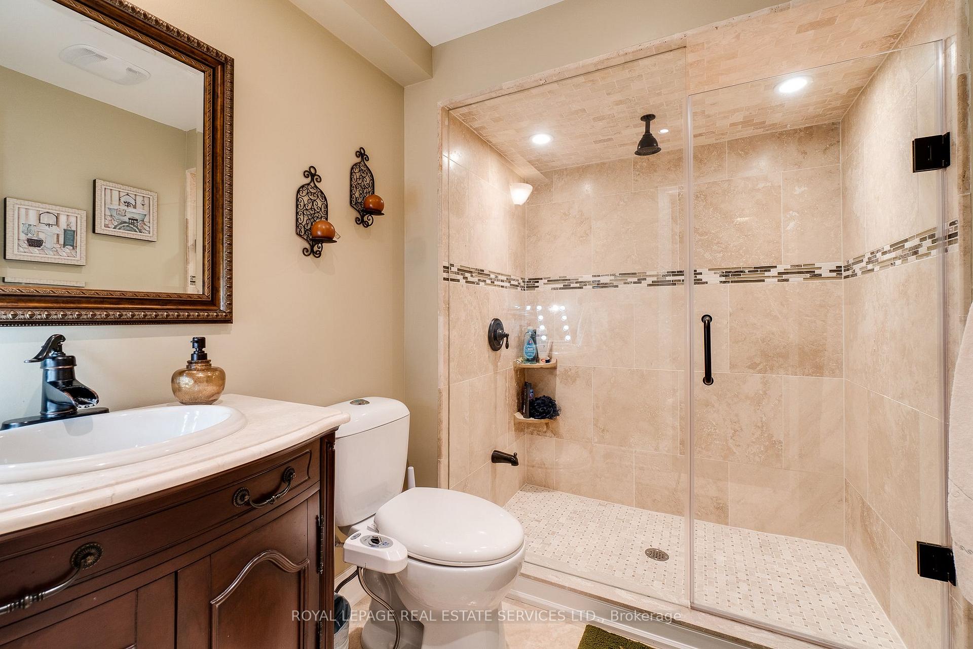 Photo 46 of 167 Innville Crescent, Oakville, Bronte — HOMEH