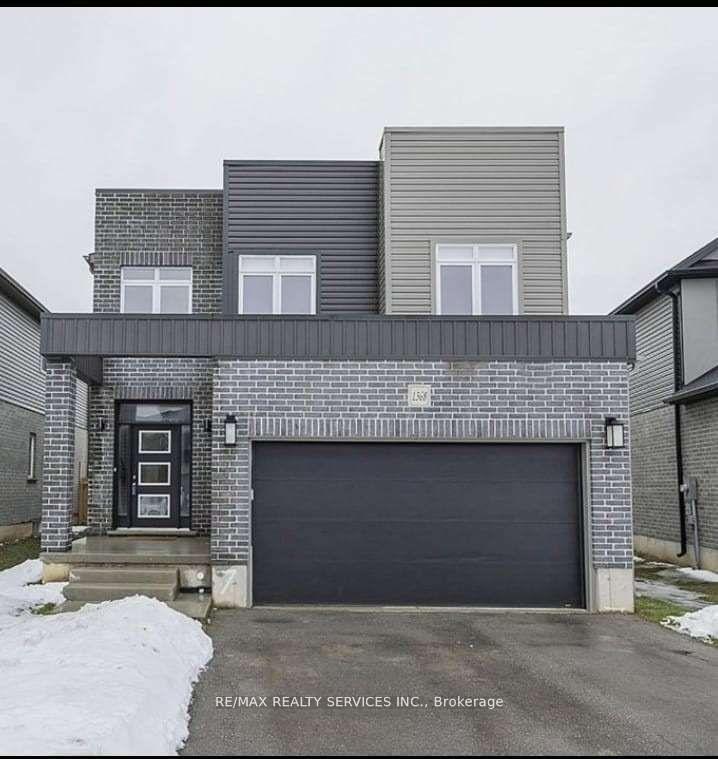 Photo 1 of 1368 Lawson Road, London, North I — HOMEH